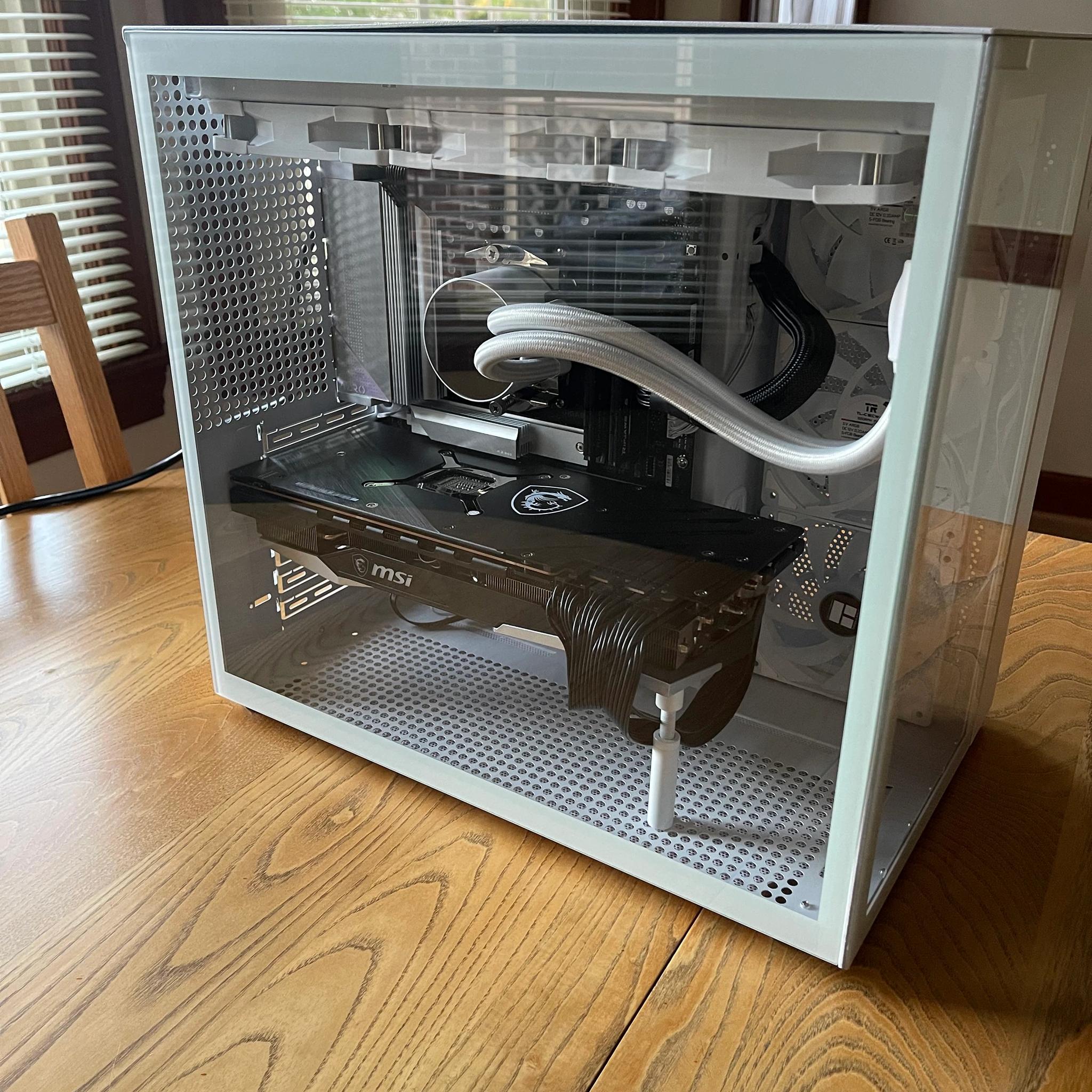 AM5 White High-end Gaming/Production PC: Radeon 7900XTX, Ryzen 9 7900X, 32gb DDR5, 2TB NVMe
