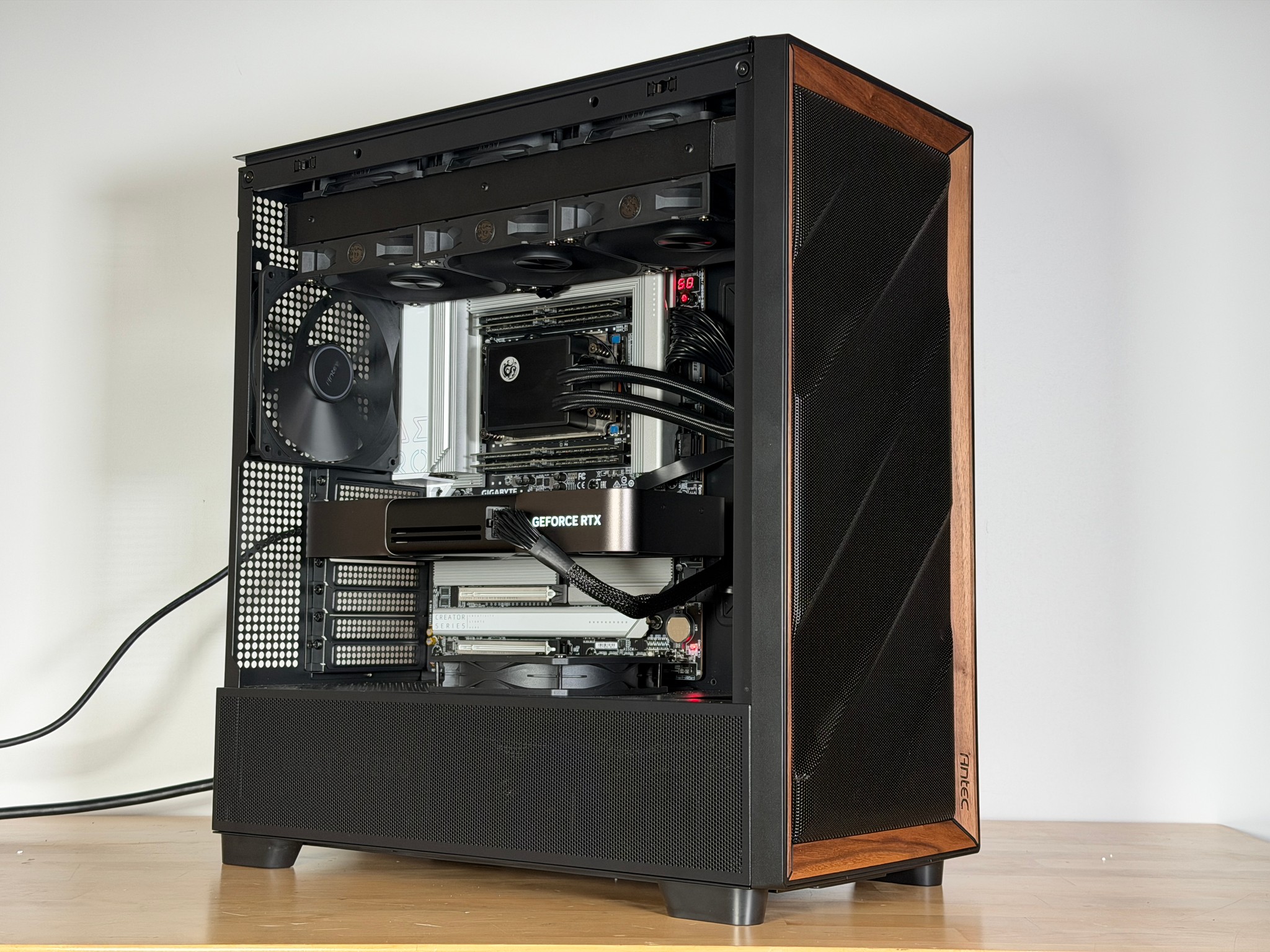 Threadripper 9960x/ RTX 5090FE AI Workstation PC