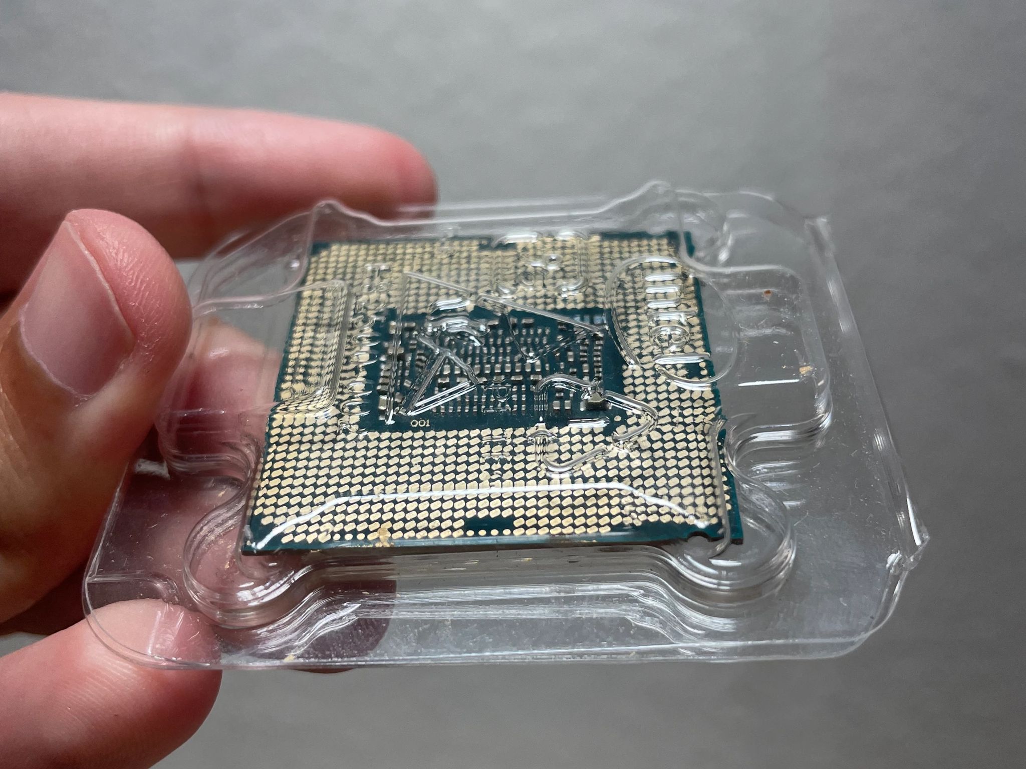 Intel Core i5-8500 + Free Thermal Paste ⚡ 6-Core 6-Thread 🔥 3.0GHz, 4.1GHz BST, Perfect for Gaming!