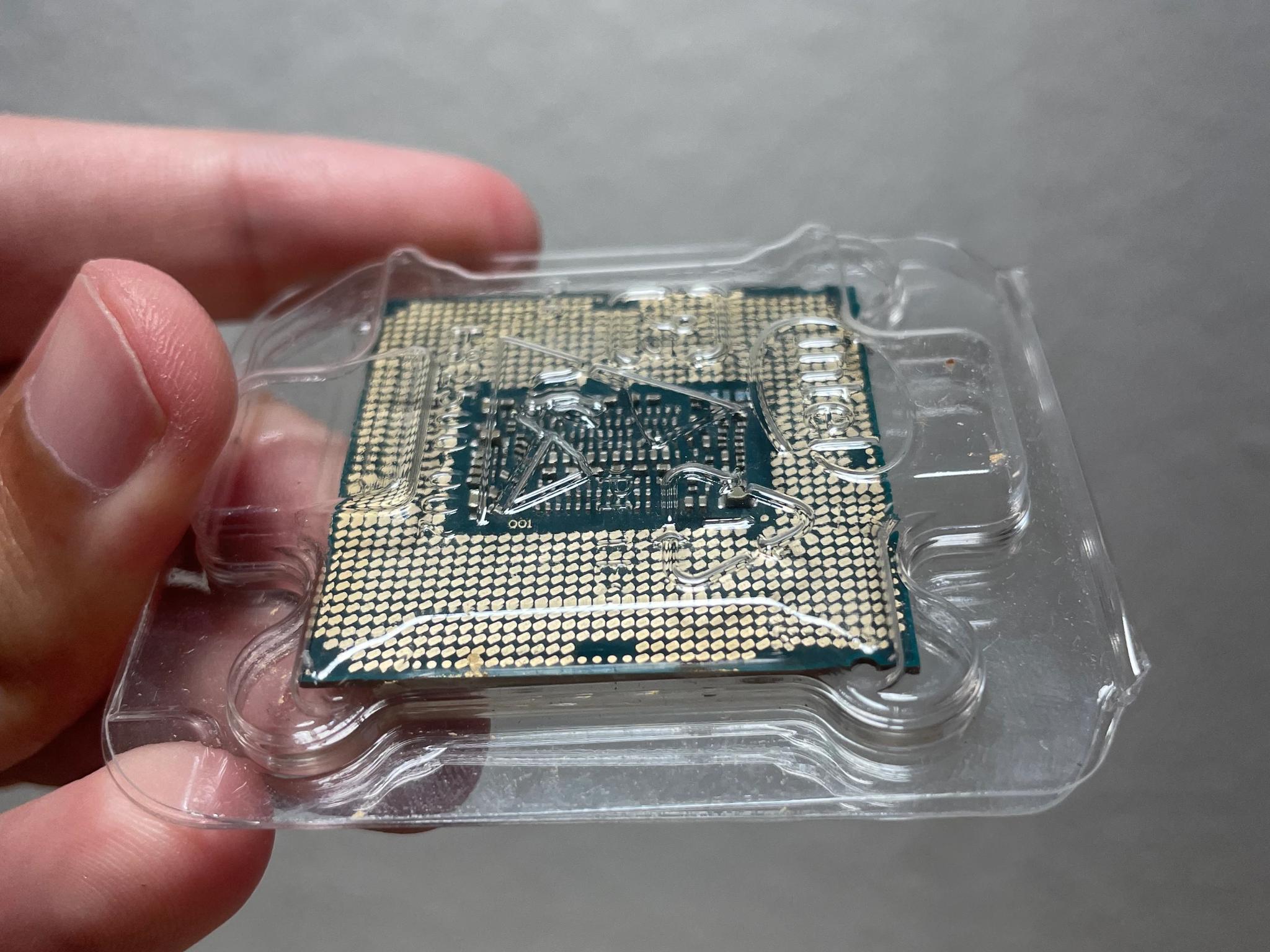 Intel Core i5-8500 + Free Thermal Paste ⚡ 6-Core 6-Thread 🔥 3.0GHz, 4.1GHz BST, Perfect for Gaming!