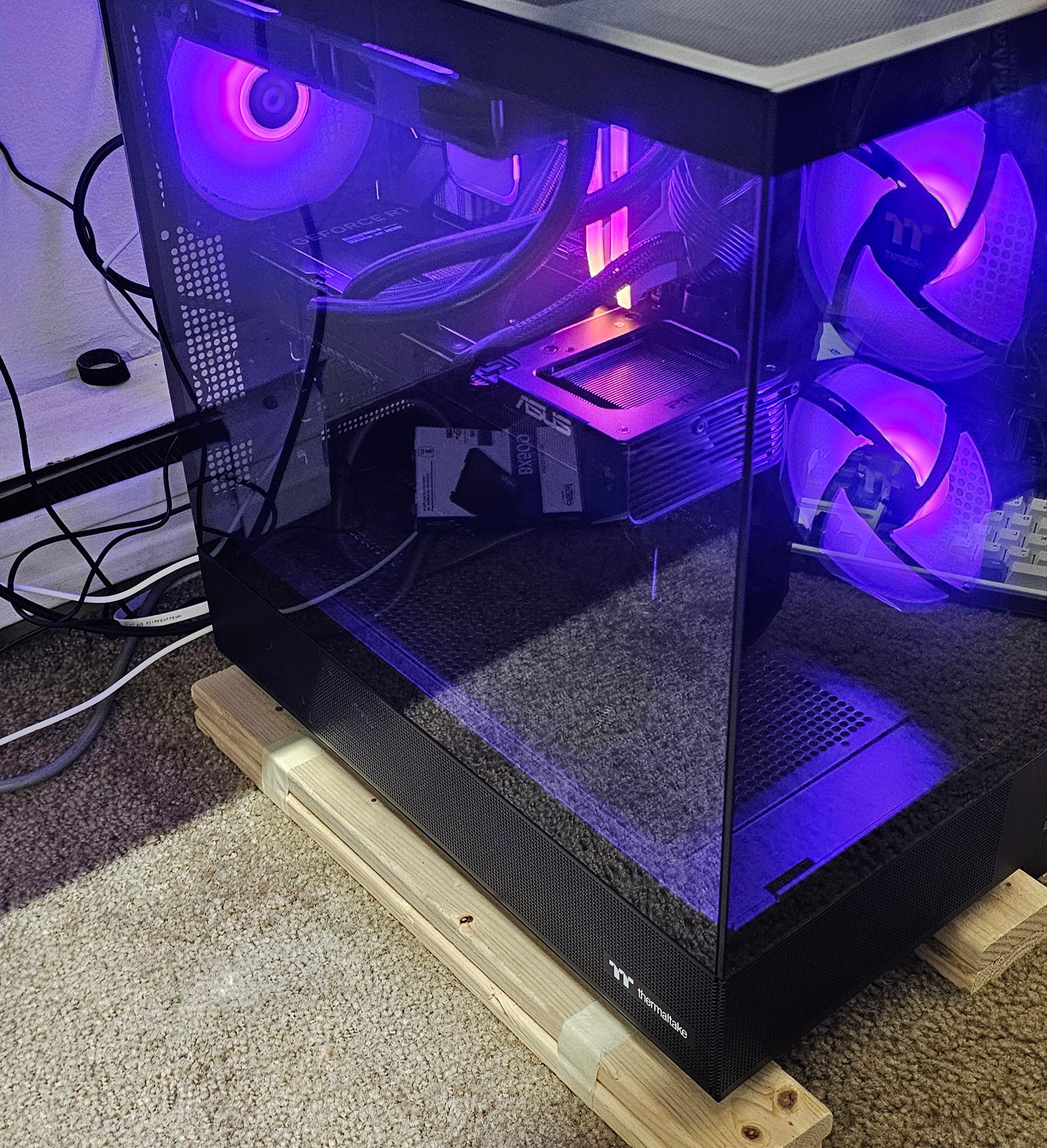 Custom High-End Build. 4k 200+ fps gaming | RTX 5070Ti | Ryzen 7 9800x3d