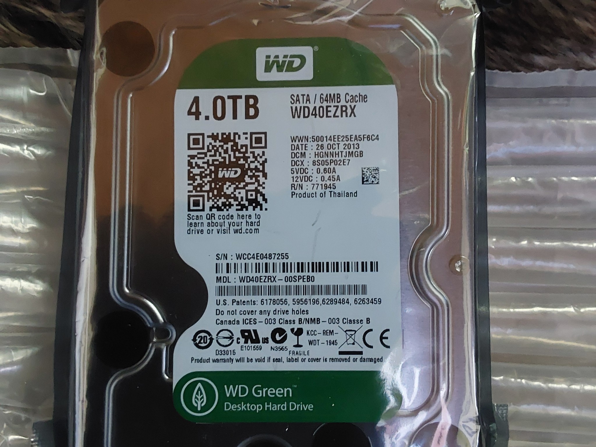 NEW WESTERN DIGITAL 4 TB 3.5 in. SATA INTERNAL DESKTOP HARD DRIVE
