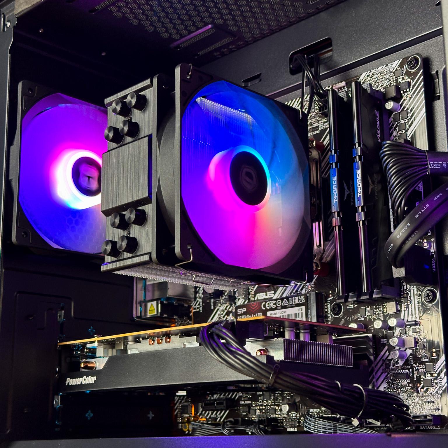 AES LC800 - Ryzen 5 5600 - RX7600 - 32gb DDR4 - 1tb NVMe Gaming PC