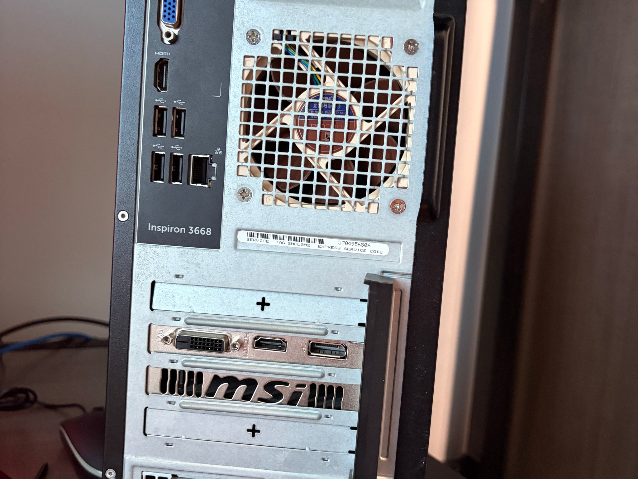 RX 560 + i7-7700 gaming pc