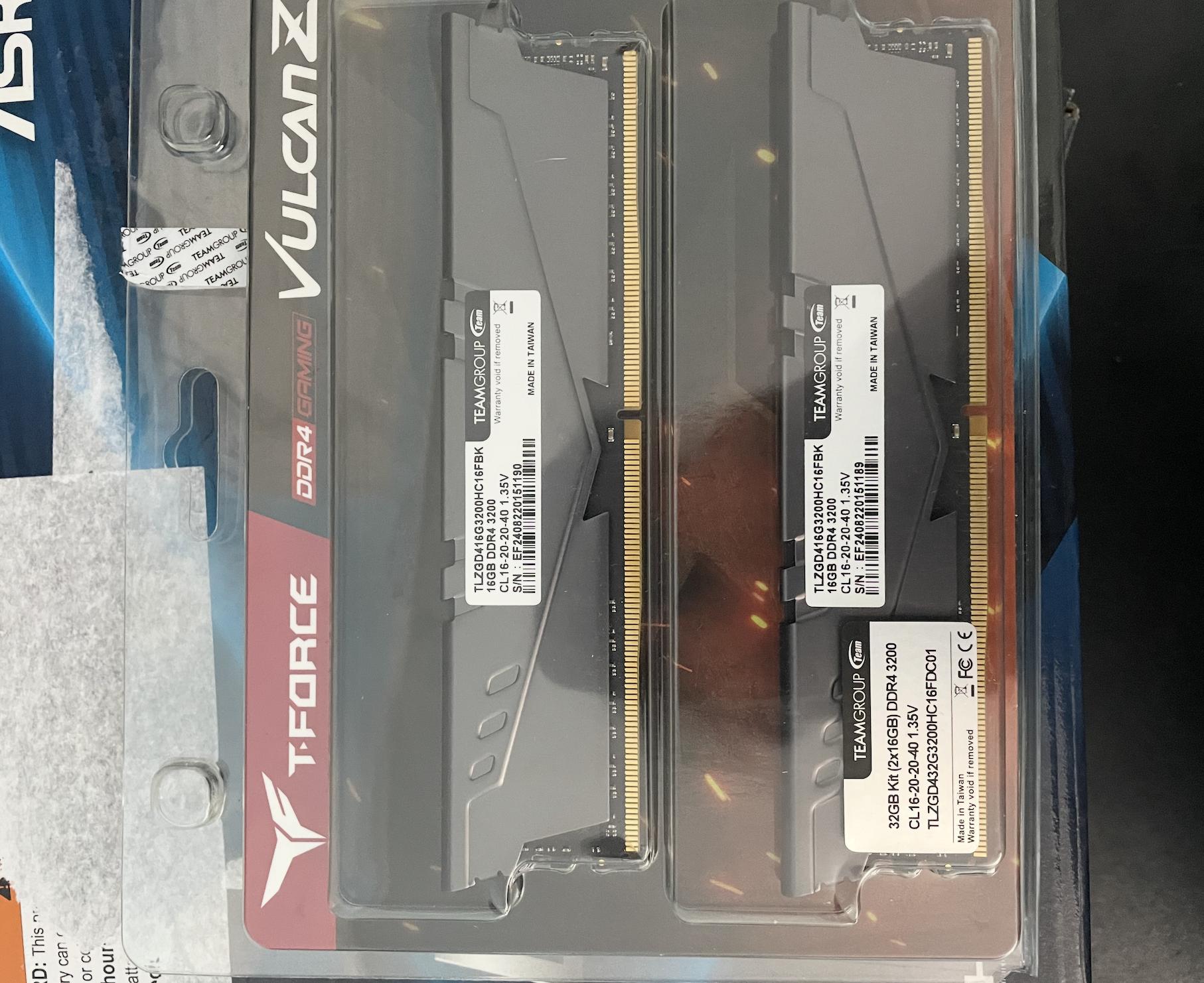 Asrock B550-itx/ac & 32Gb Ddr4 Ram