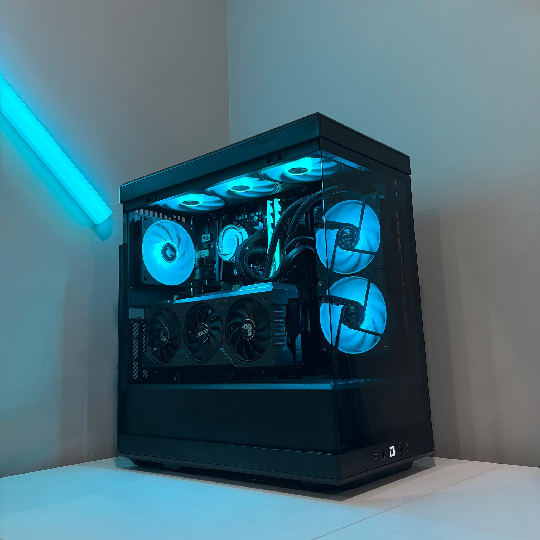 RTX 4070 Ti Super | Ryzen 7 9700x | 32GB DDR5 RAM | 2TB SSD