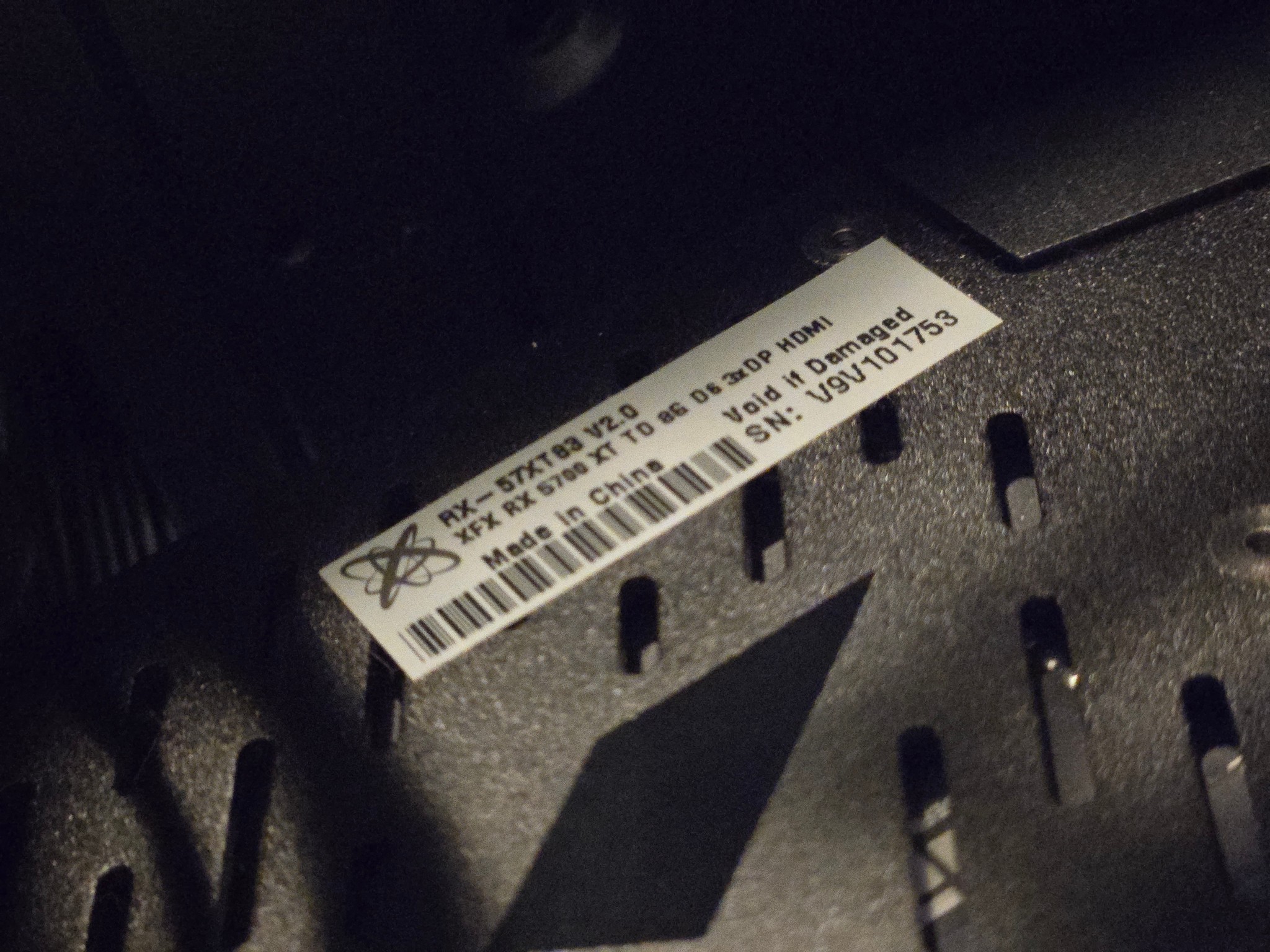 RX 5700 XT | i5 7400 | 16gb DDR4 | 1tb Storage