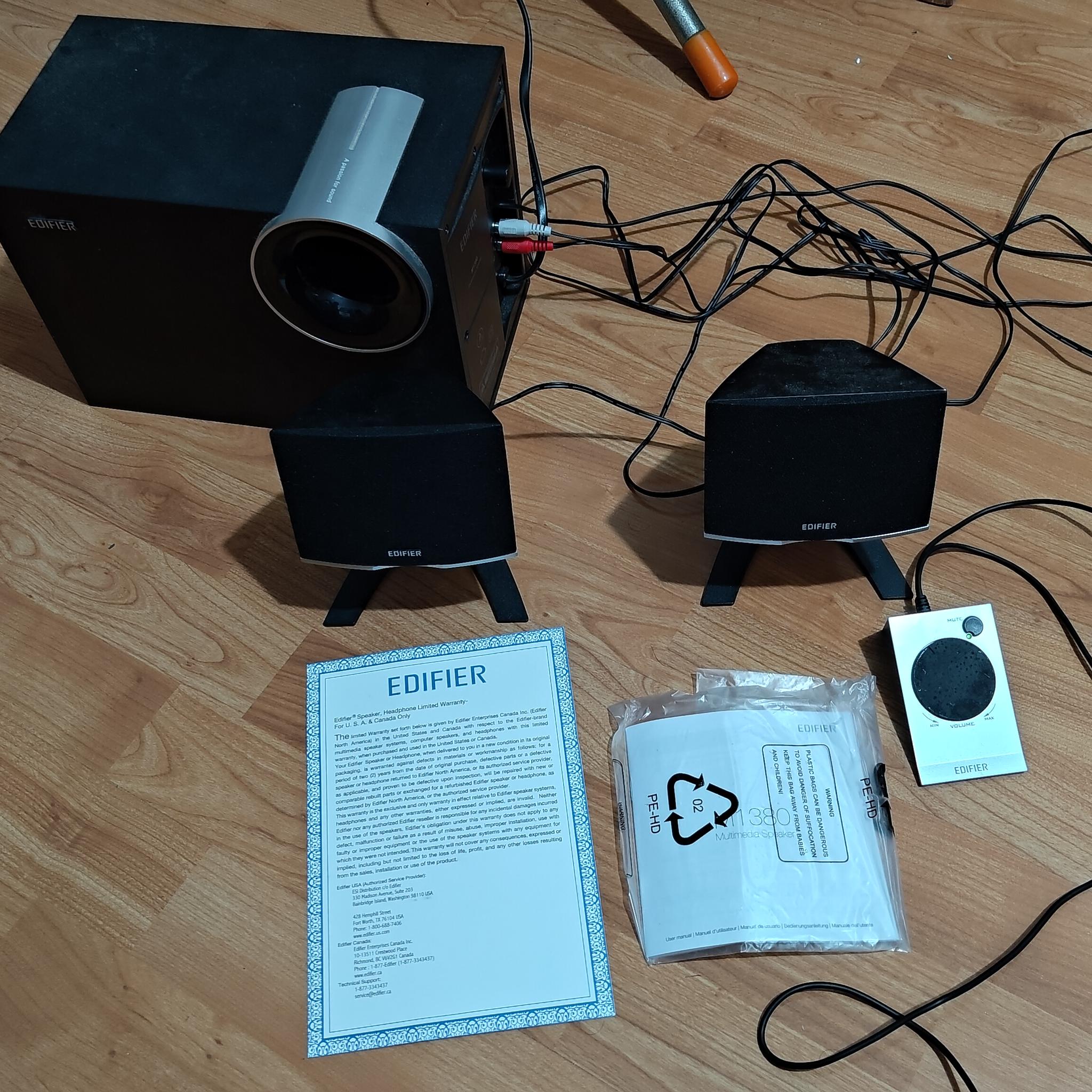 Edifier M1380 Black 2.1 28W Multimedia Speaker System