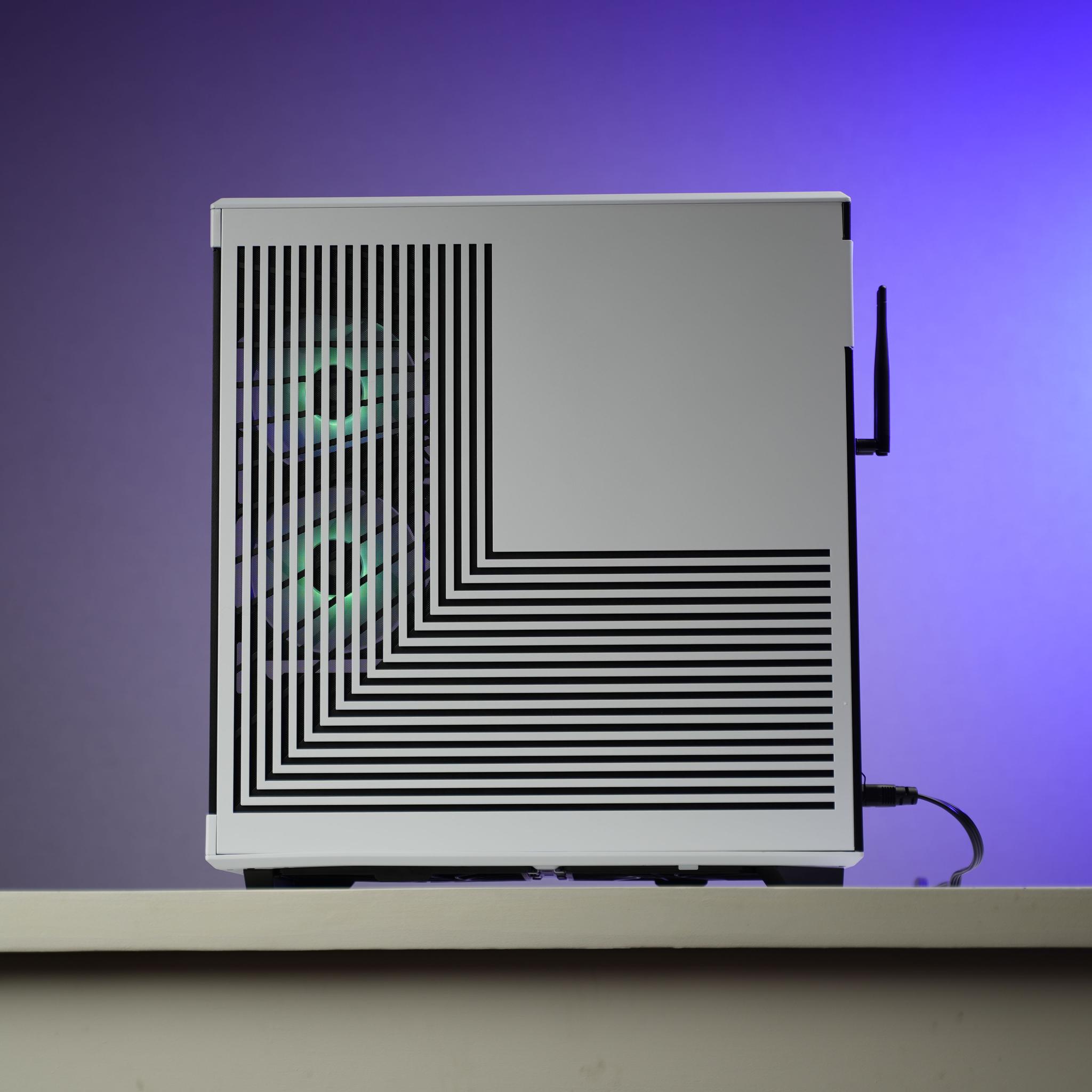 \ PF-00 / RTX 5070 Ryzen 7 7800X3D 32GB 2TB Windows 11 Workstation Gaming PC