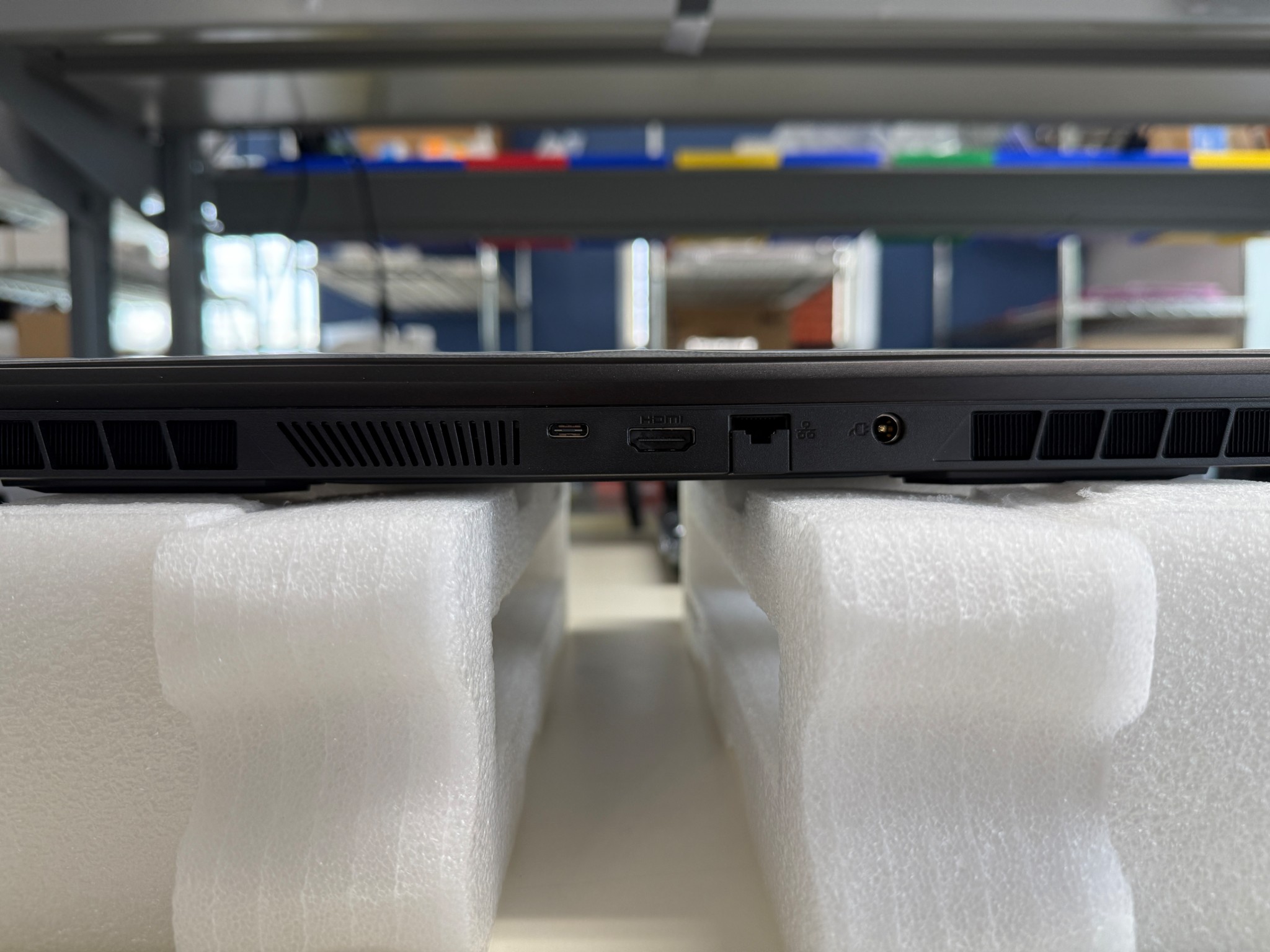 Eluktronics Mech-15 G3, i7-11800H, RTX 3080, 32GB Ram, 2TB SSD, 165HZ