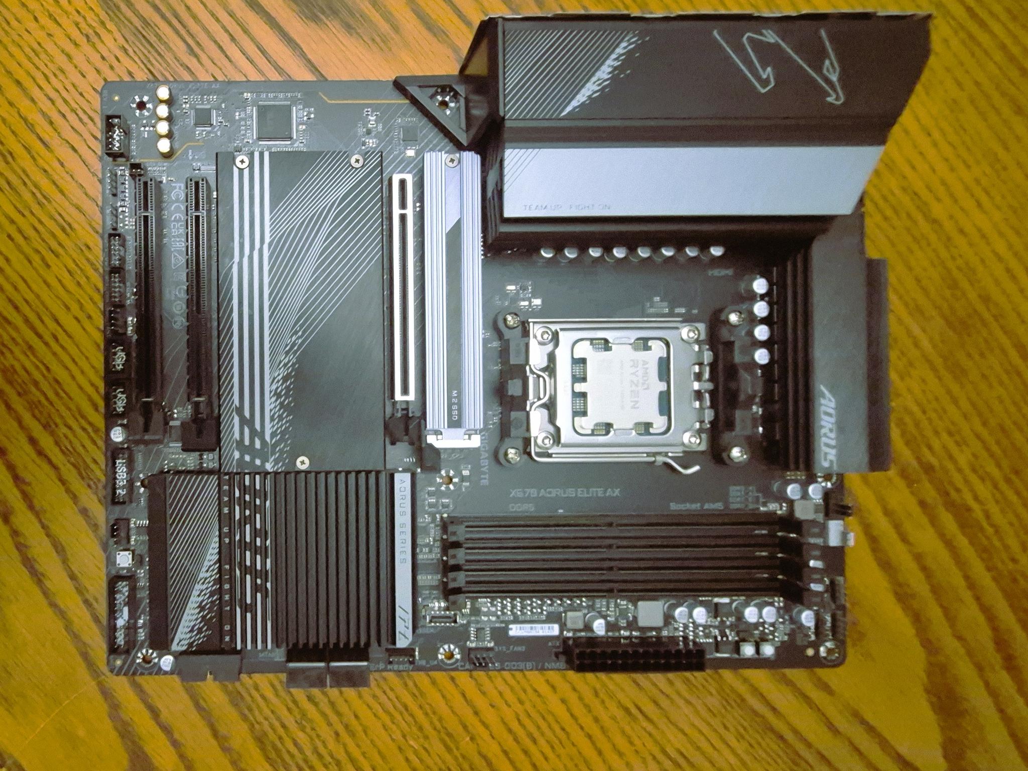 GAMING Bundle Gigabyte Aorus Elite X670E-Pro WIFI Motherboard Combo with AMD Ryzen 7 780X3D CPU