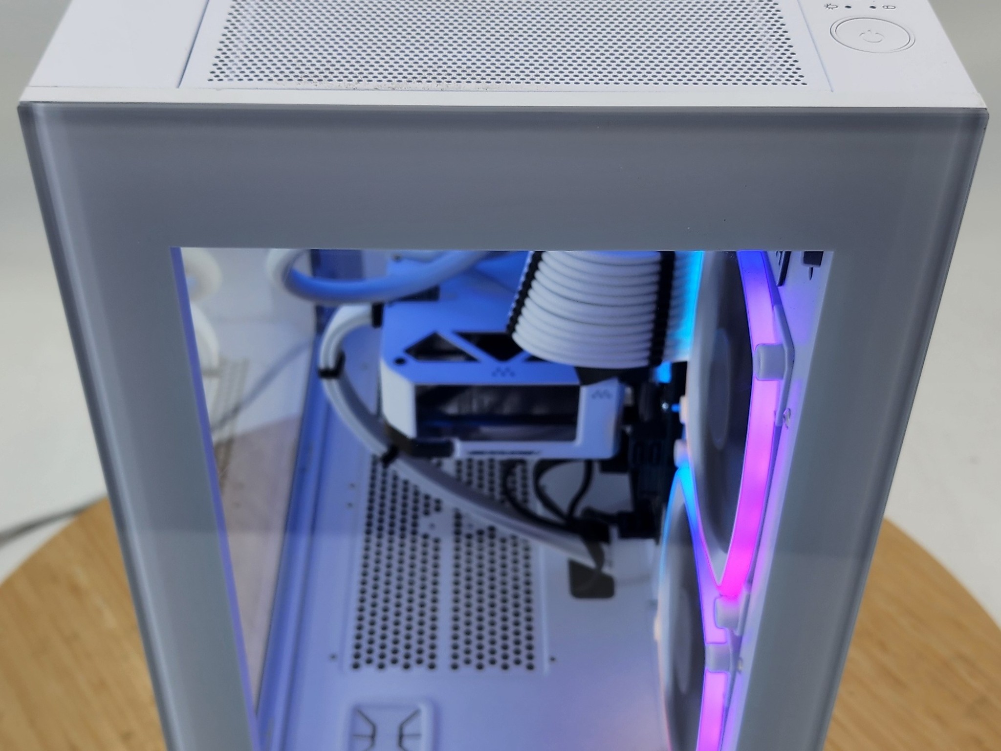 Gaming PC Ryzen 7 7700 32GB RAM 1TB SSD RTX 4060 Ti 8GB Windows 11 Computer