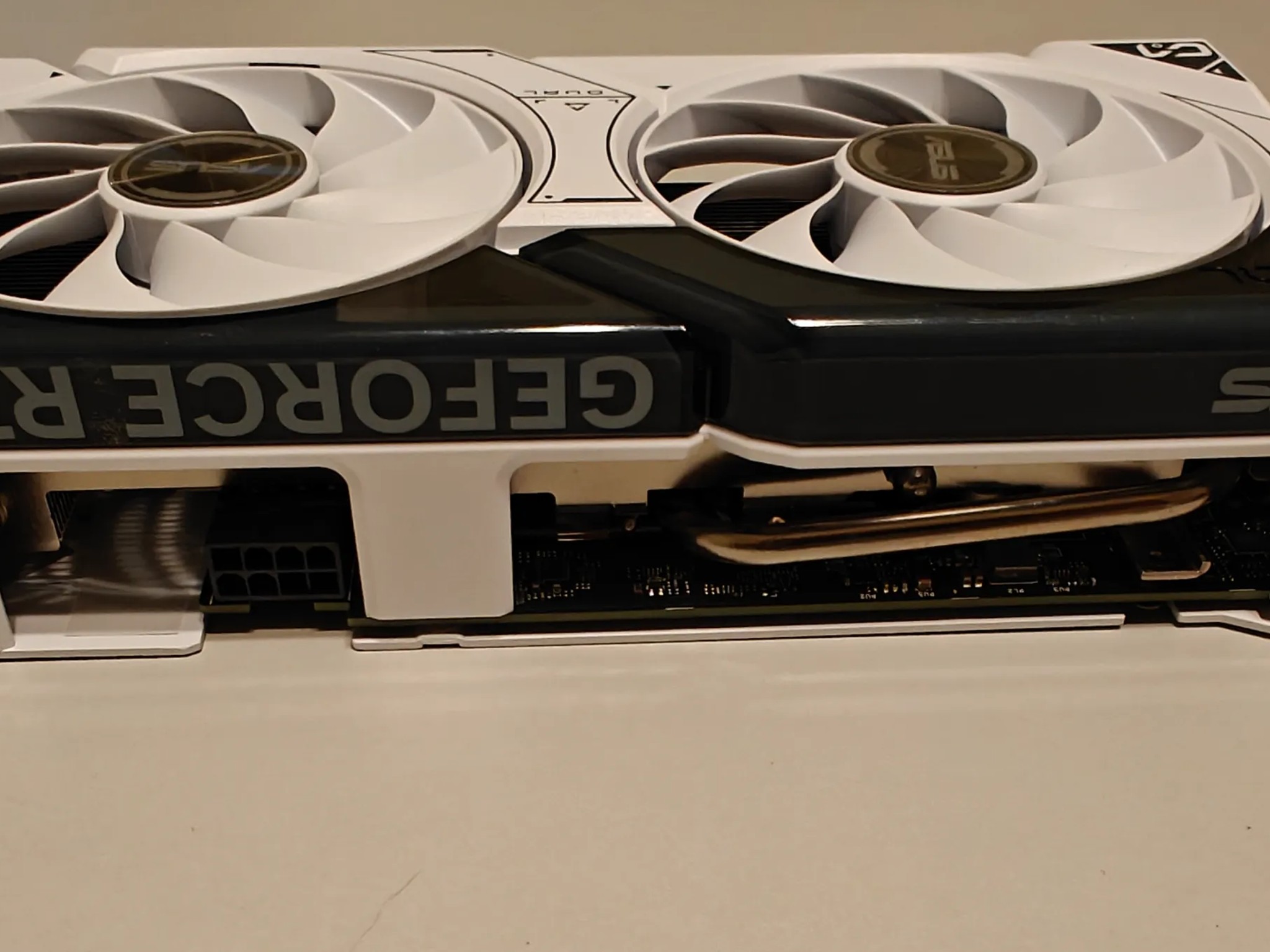 ASUS Dual GeForce RTX 4060 Ti White OC Edition 8GB GDDR6
