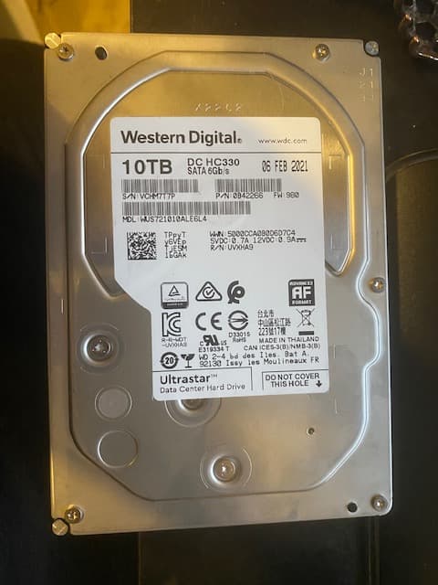 WD WUS721010ALE6L4 Ultrastar DC HC330 0B42266 10TB