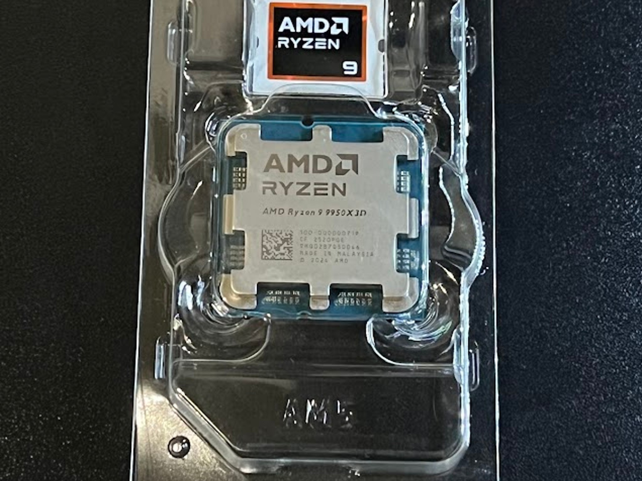 AMD Ryzen 9 9950X3D 16-core, 32-Thread AM5 Desktop Processor