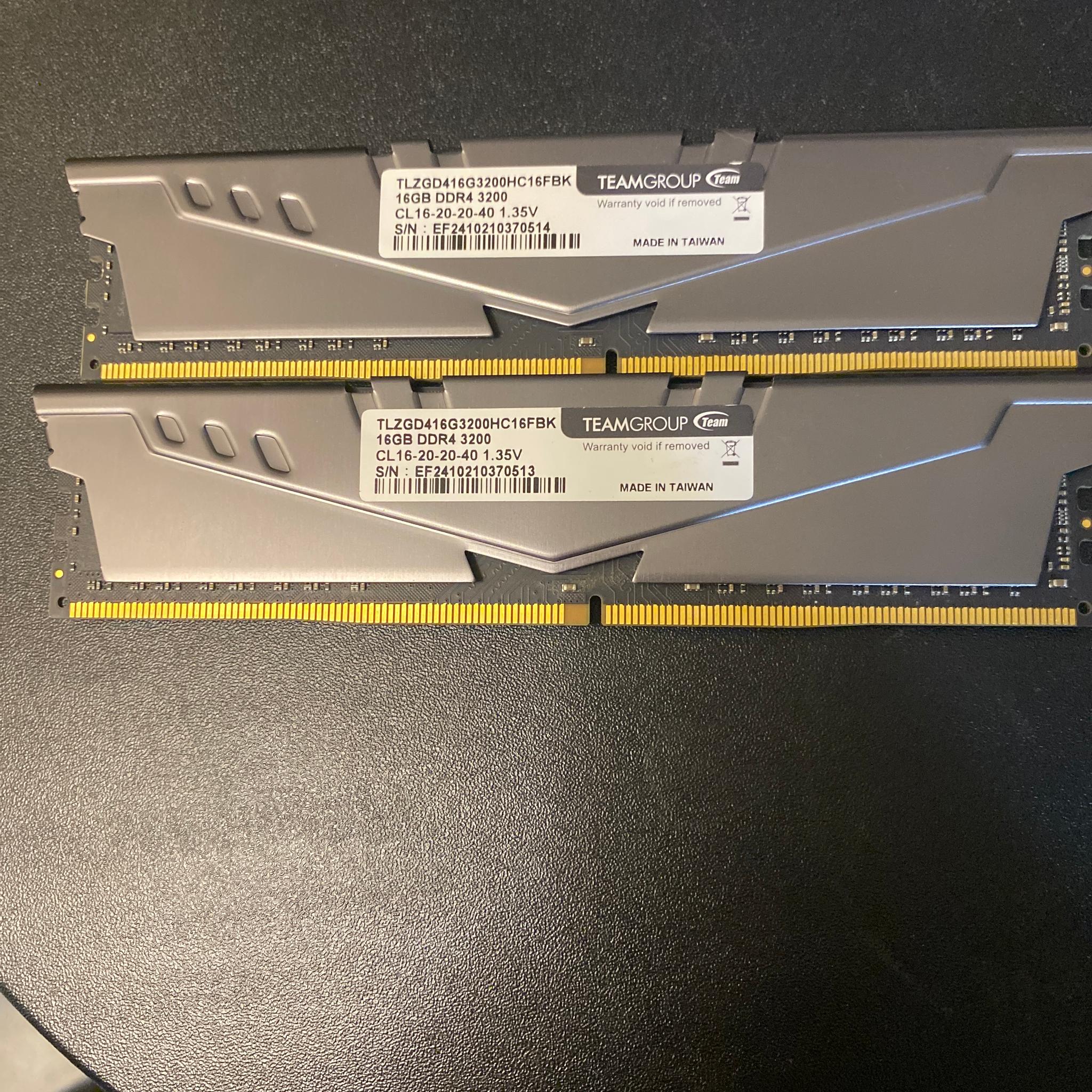 TeamGroup T Force 32GB(2x16)DDR4 RAM