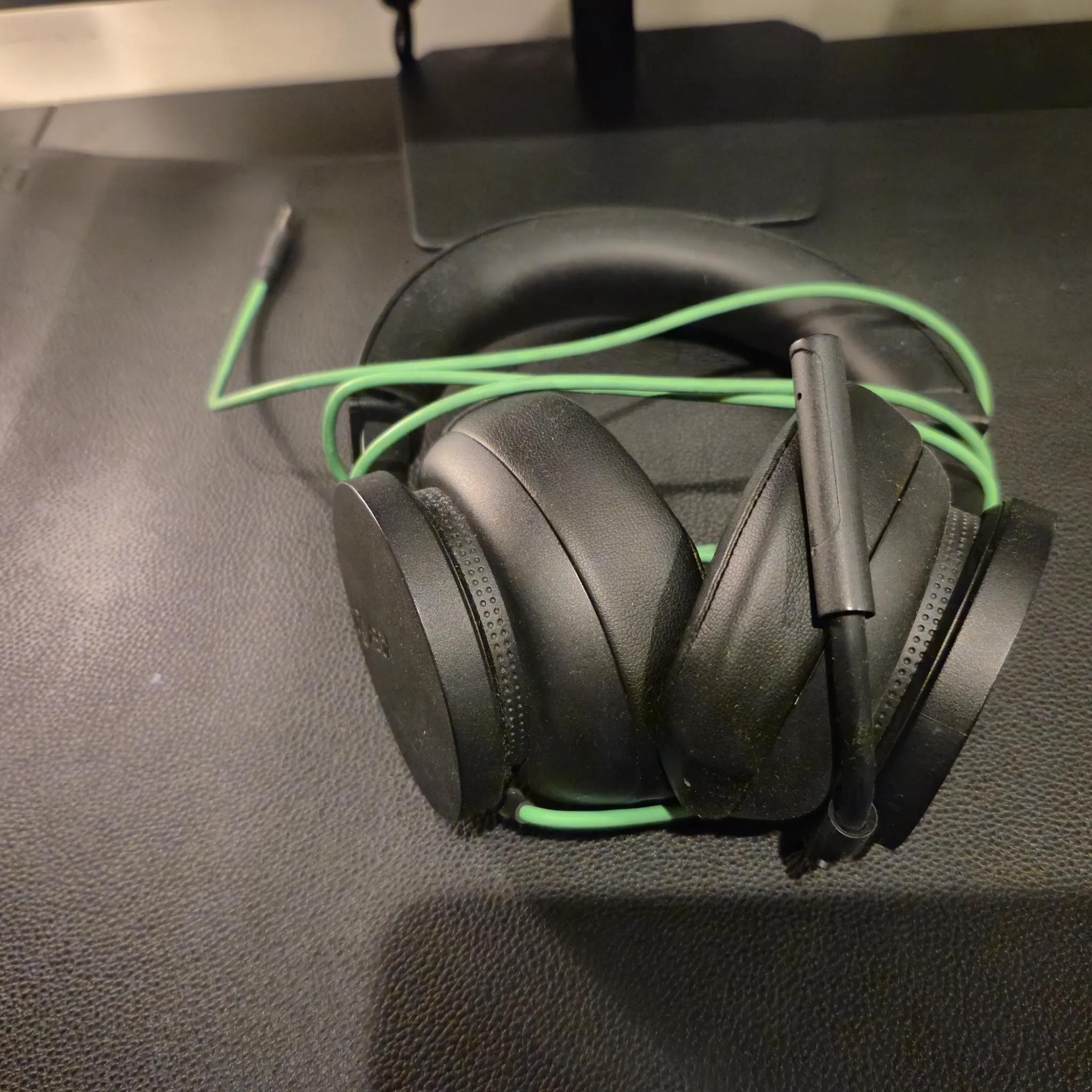 Xbox wired gaming headset with Mic