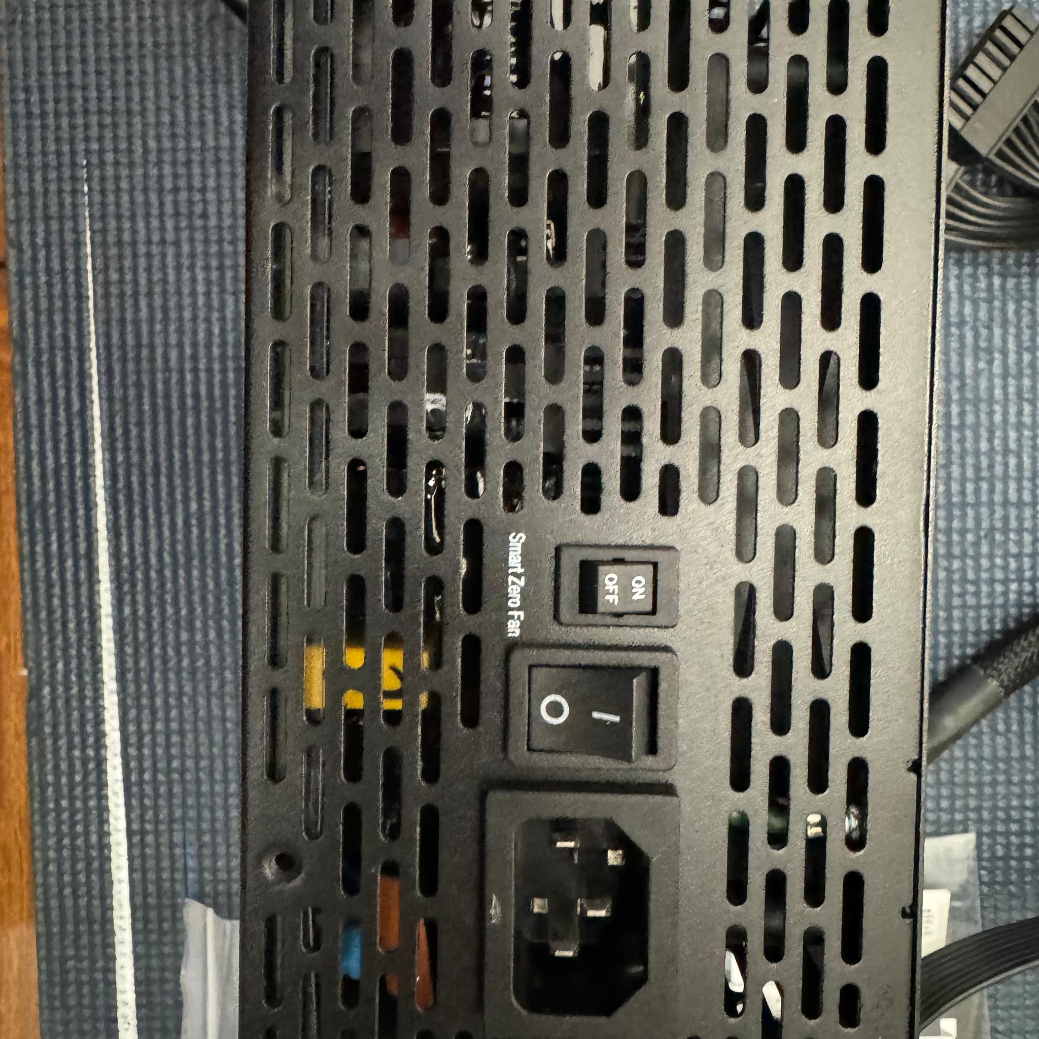 Thermaltake Toughpower GF A3 1200W, True 600W 12VHPWR  ATX3.0 PSU