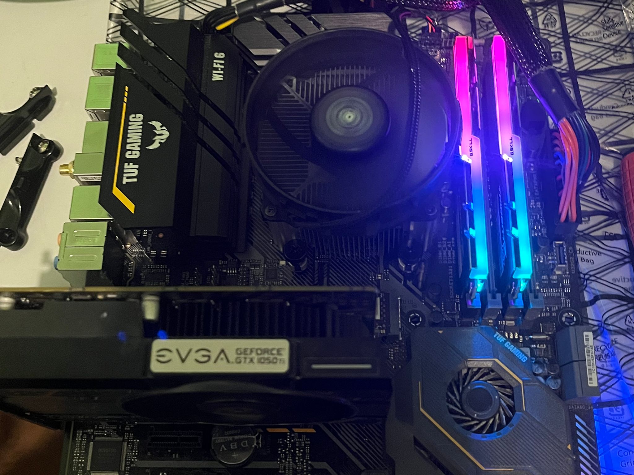 Ryzen 5 5600X + Tuf Gaming X570-PRO(Wifi) + 32 Trident Zeo RGB DDR4 3200 Combo/Bundle