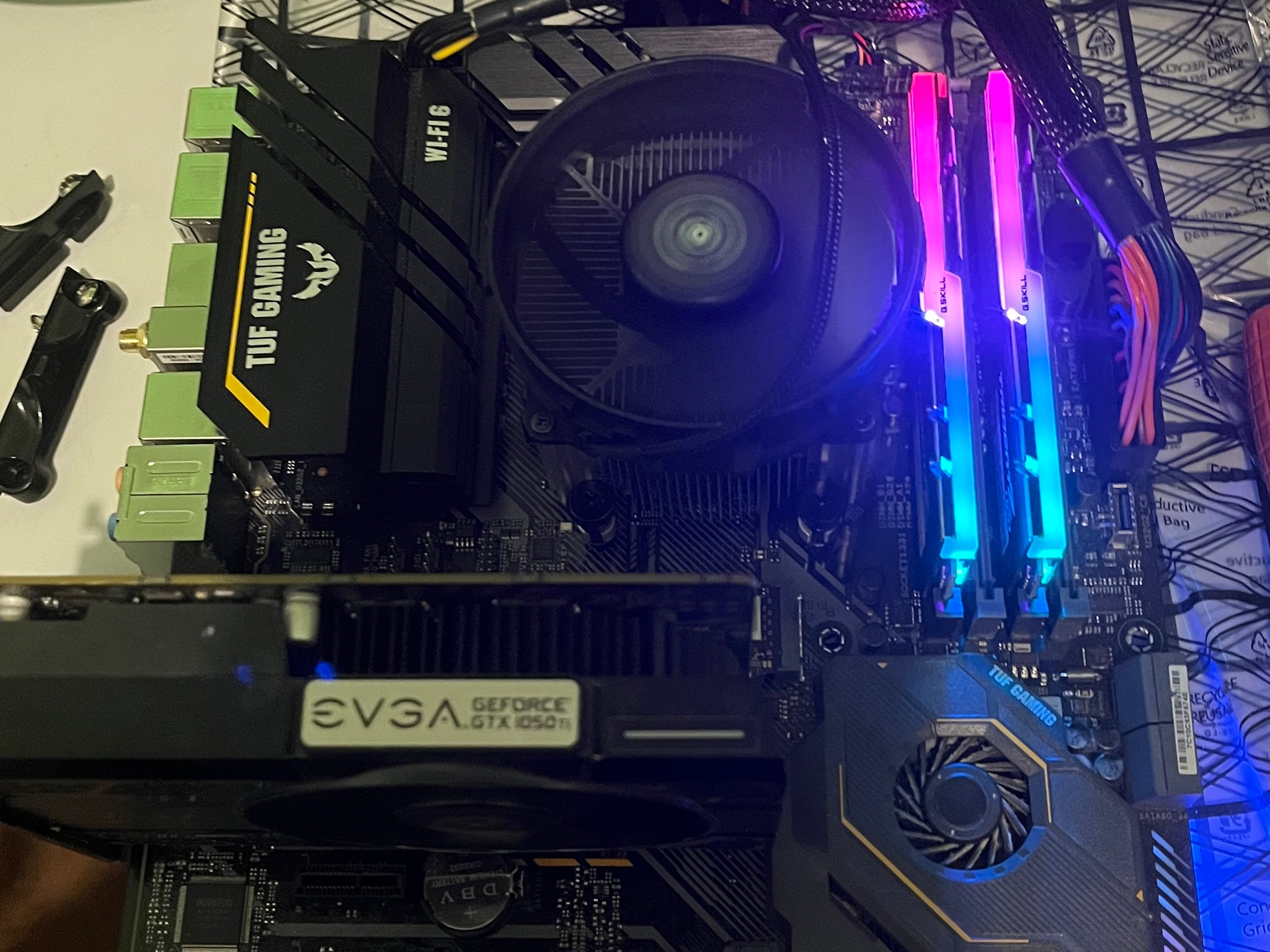 Ryzen 5 5600X + Tuf Gaming X570-PRO(Wifi) + 32 Trident Zeo RGB DDR4 3200 Combo/Bundle