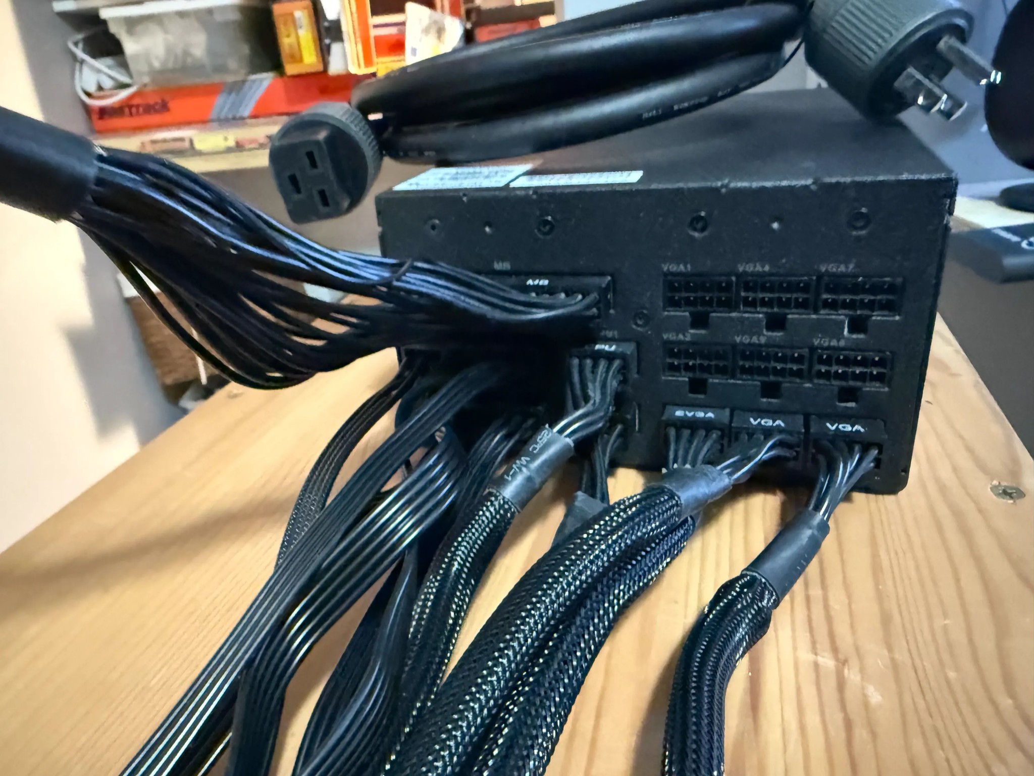 EVGA 1600 GOLD