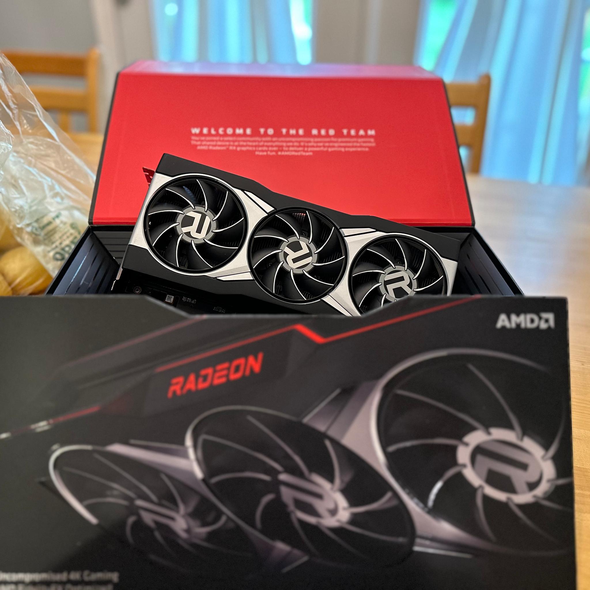 AMD Radeon 6900xt Reference
