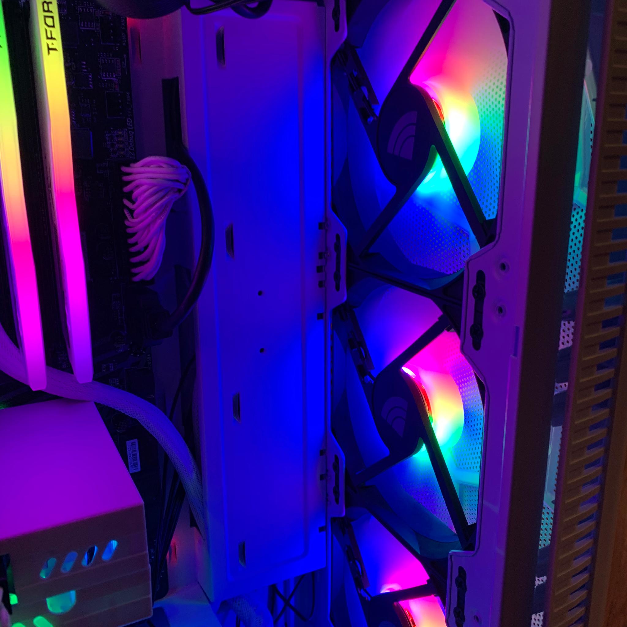 RTX 2060 SUPER 4K VR GAMING/EDITING/STREAMING PC i3-8350K 5Ghz 16GB RAM 500GB SSD WINDOWS WHITE RGB