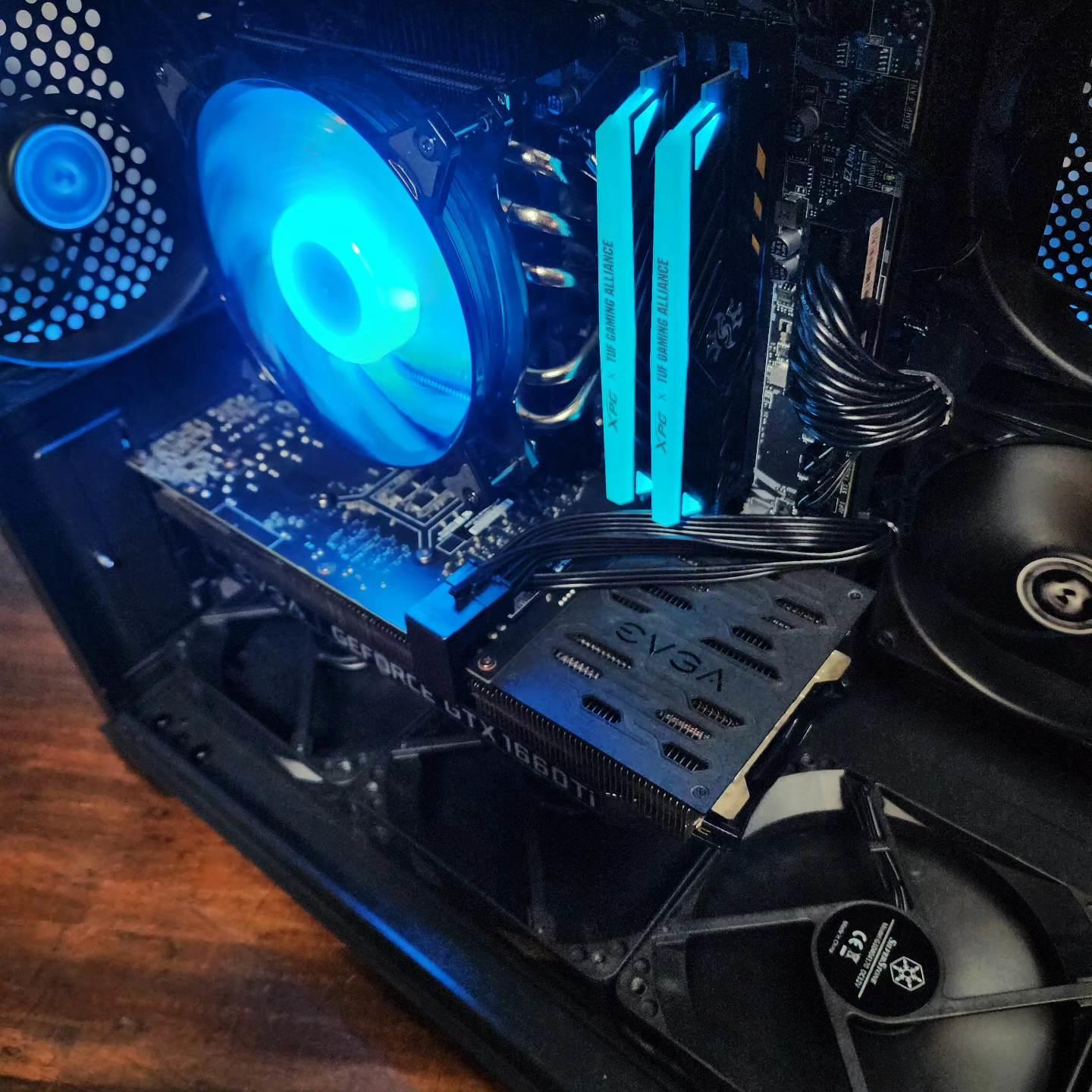 💙🖤💙 GTX 1660 Ti // Core i3 10100F // 16GB 3200MHz* // 1TB NVMe Gen 4