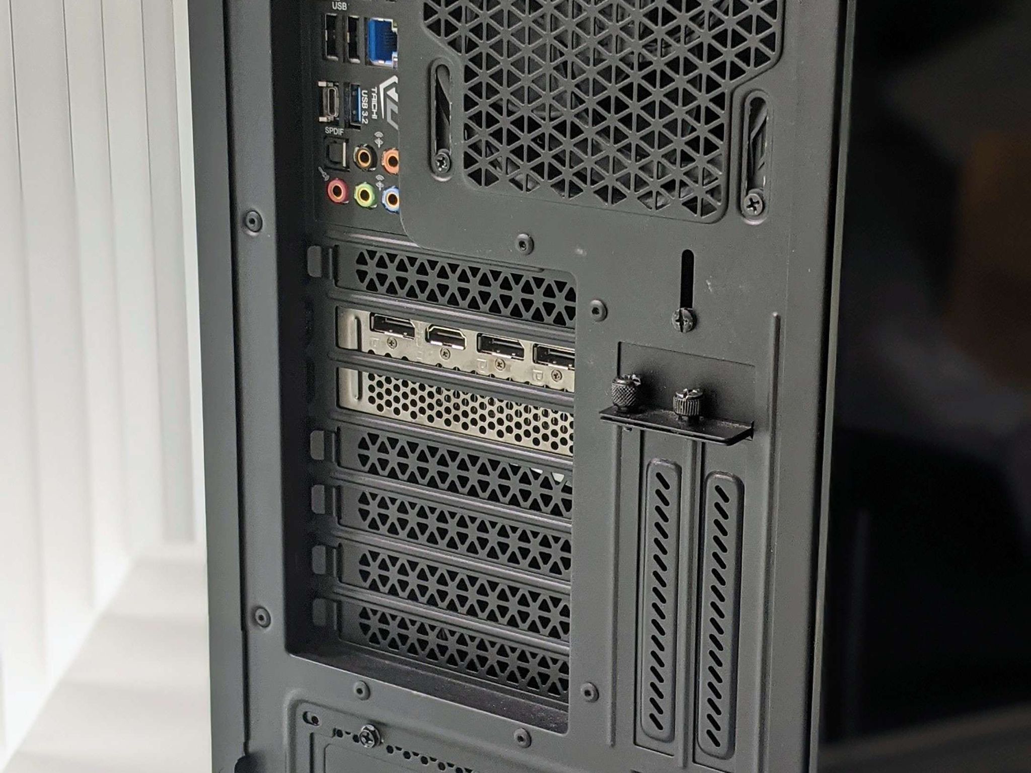 Mute V2 | RX 6700XT 12GB, Ryzen 5 5600, 32GB RAM, 1.5TB SSD, Gaming PC