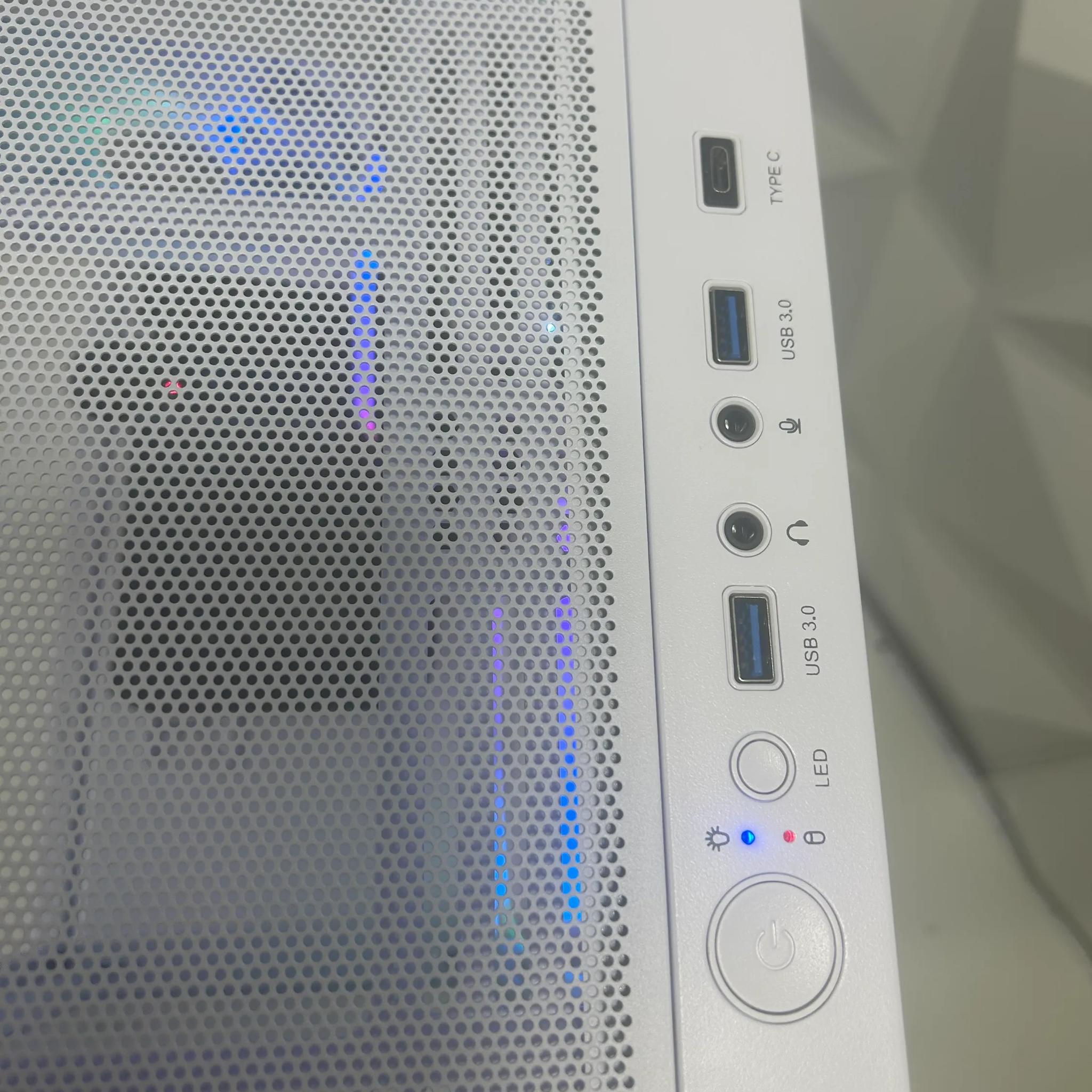 🥶🧊//Glacier Valley V2// - Ryzen 5 7600, RTX 5070, 32GB Ram, 1TB SSD🥶🧊
