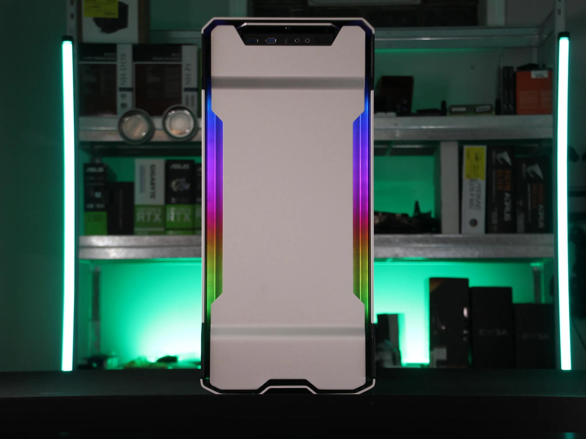 𝙏𝙄𝙏𝘼𝙉 // Ryzen 7 5800X, RTX 3070 // Mid-range Gaming PC