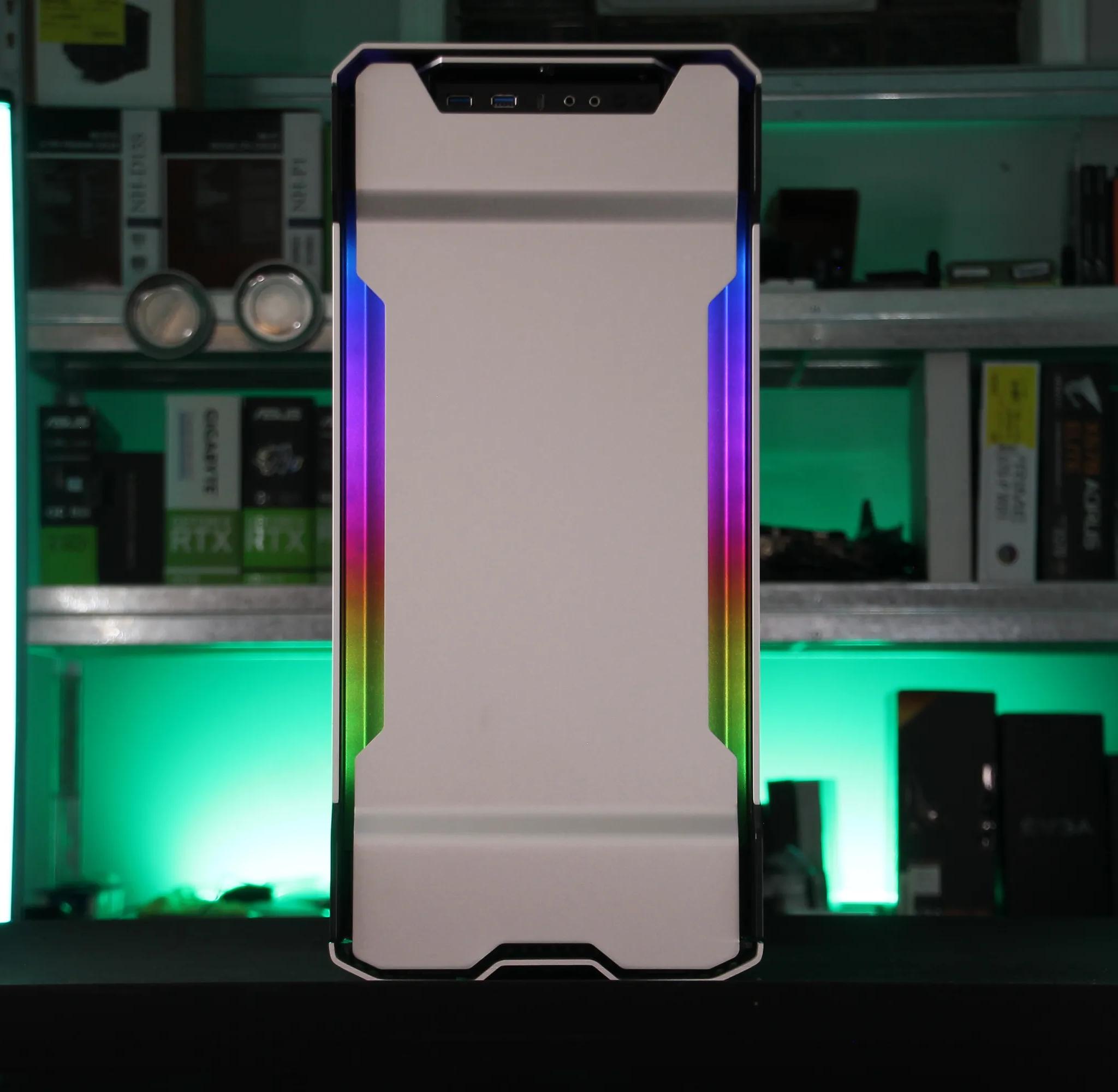 𝙏𝙄𝙏𝘼𝙉 // Ryzen 7 5800X, RTX 3070 // Mid-range Gaming PC