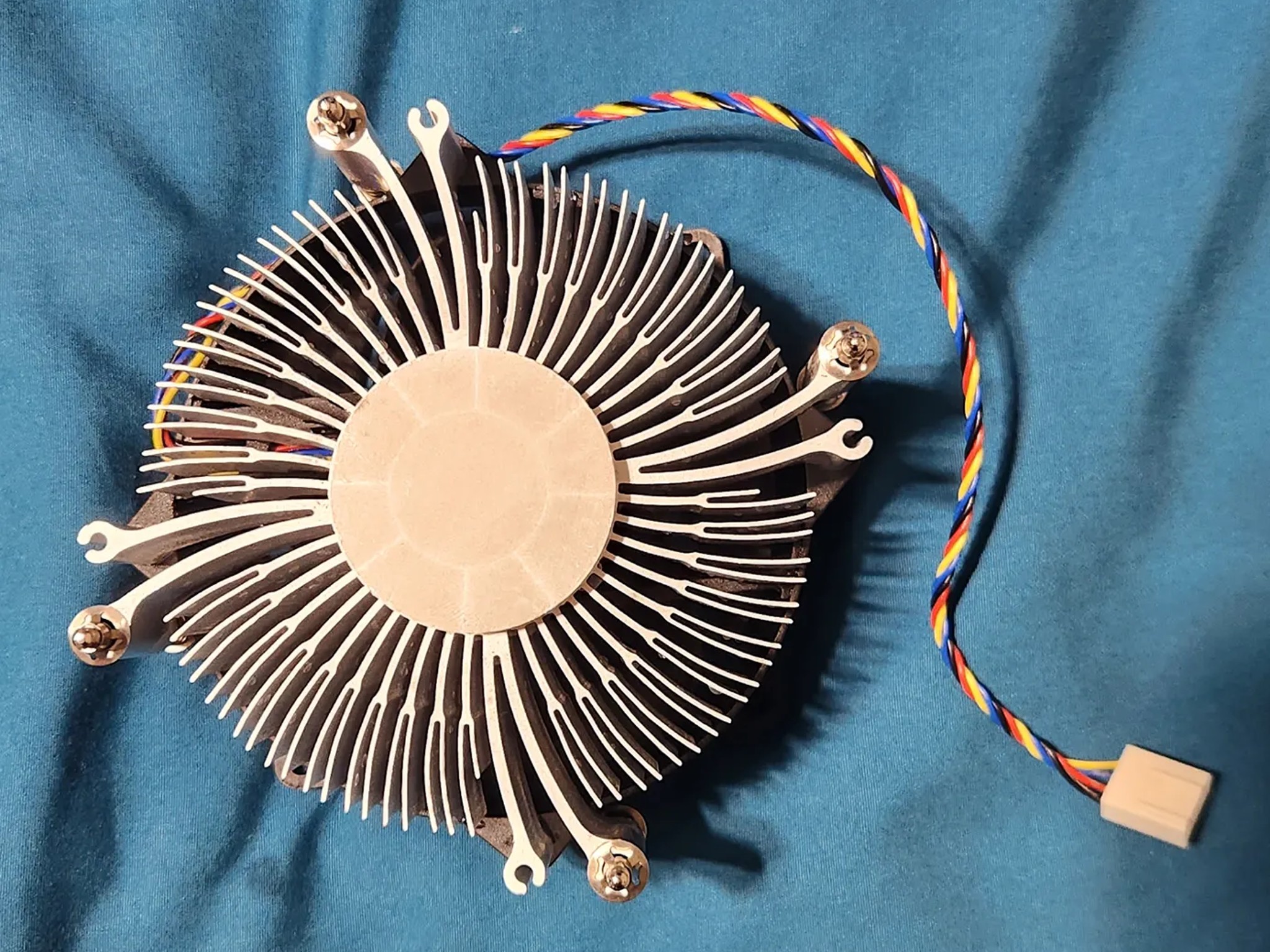 Intel i5-10400 with CPU Heatsink
