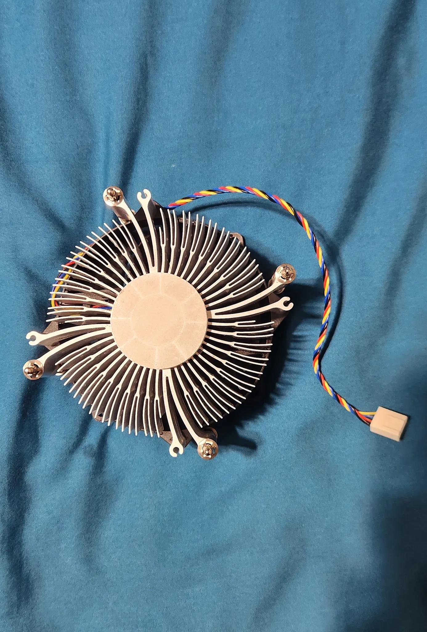 Intel i5-10400 with CPU Heatsink