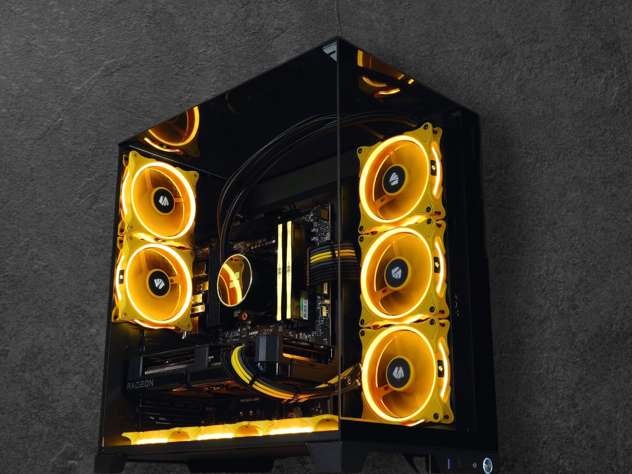 🟡🤖🤓C-3PO ⭐Gaming PC⭐AMD RX 7800 XT 16GB⭐AMD Ryzen 5 7500F 8-Core⭐32GB DDR5⭐ 1TB SSD