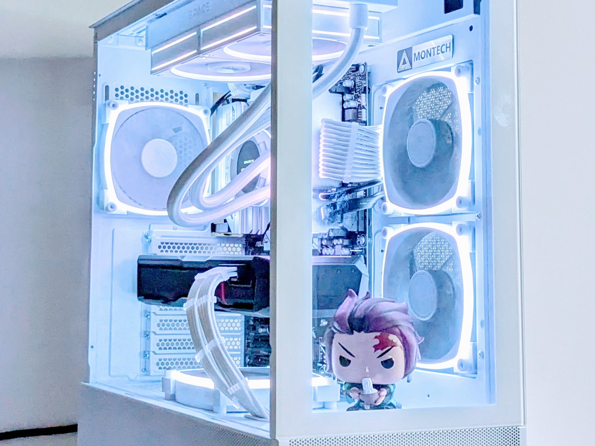 🔥Tanjiro Kamado "Infinity Castle" PC⚪️RX 7900XTX⚪️Ryzen 7 7700X⚪️2TB NVMe PCIE⚪️32GB DDR5⚪️1000W PSU