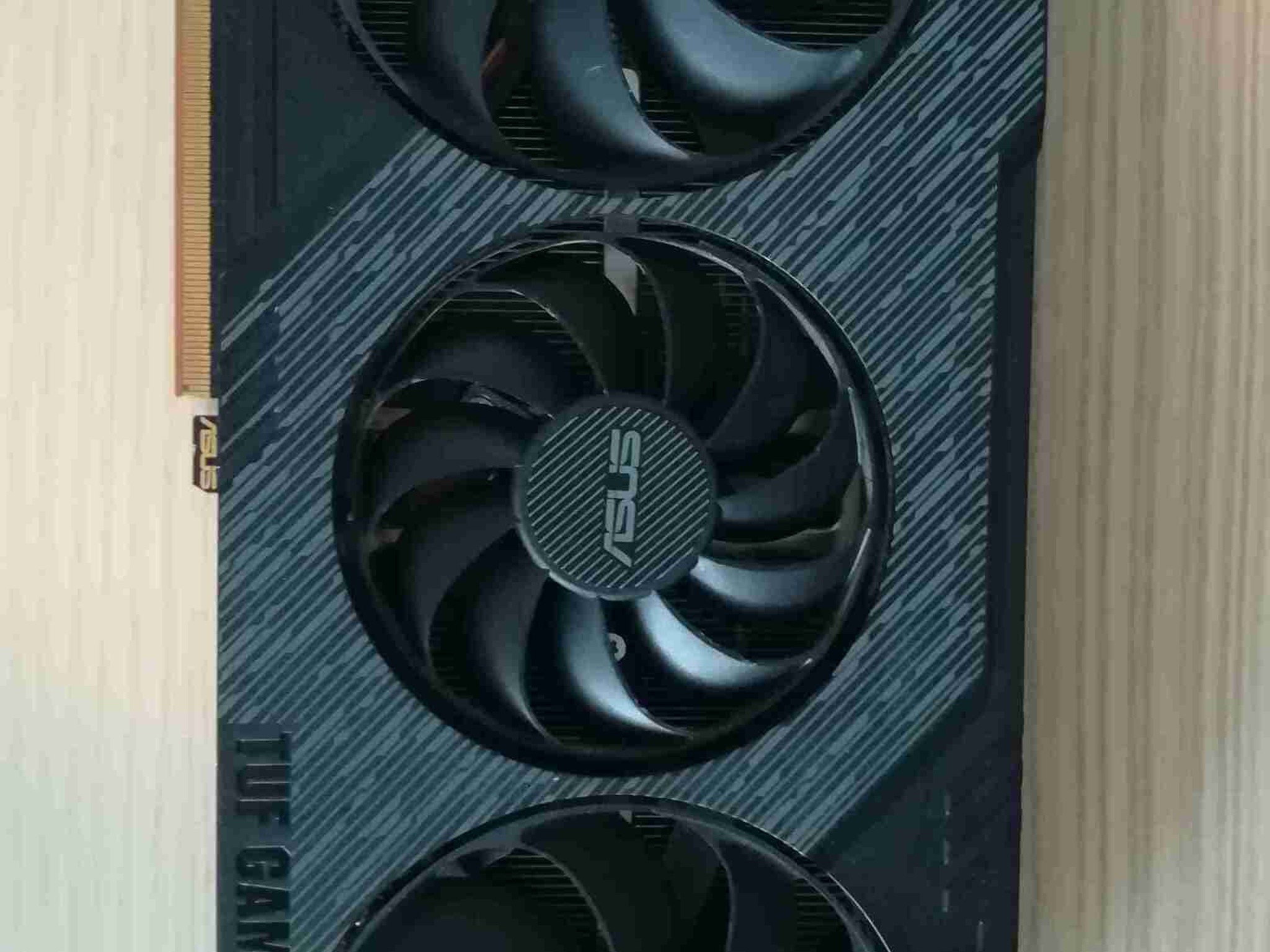 5700xt - Asus TUF 8GB