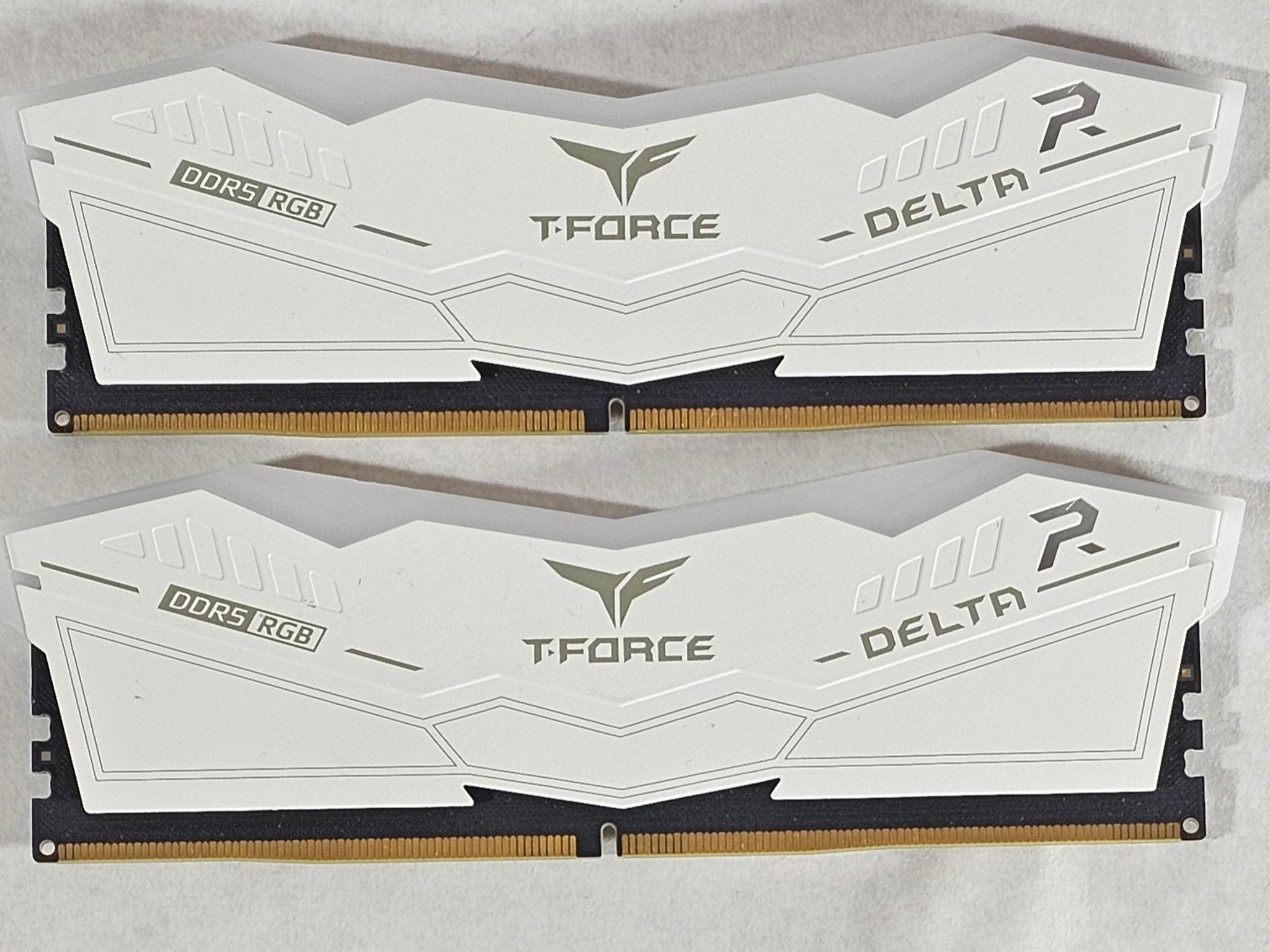 32GB DDR5 (2x16GB) CL40 5200MHz White RGB T-FORCE DELTA R