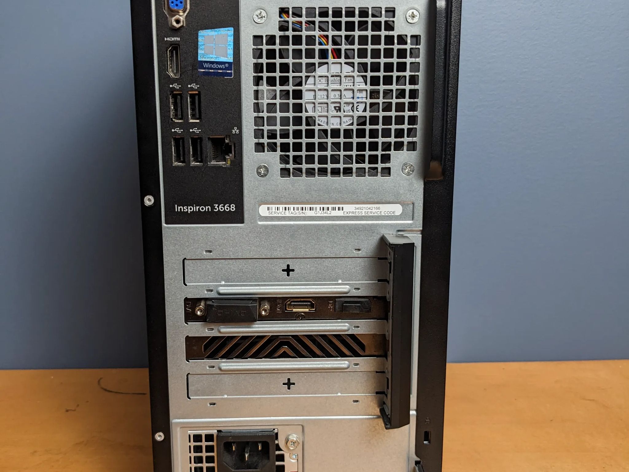Budget Light Gaming PC - Luz Veloz - i5-7400 - RX 550 2GB - 8GB DDR4 - 1TB SSD/HDD