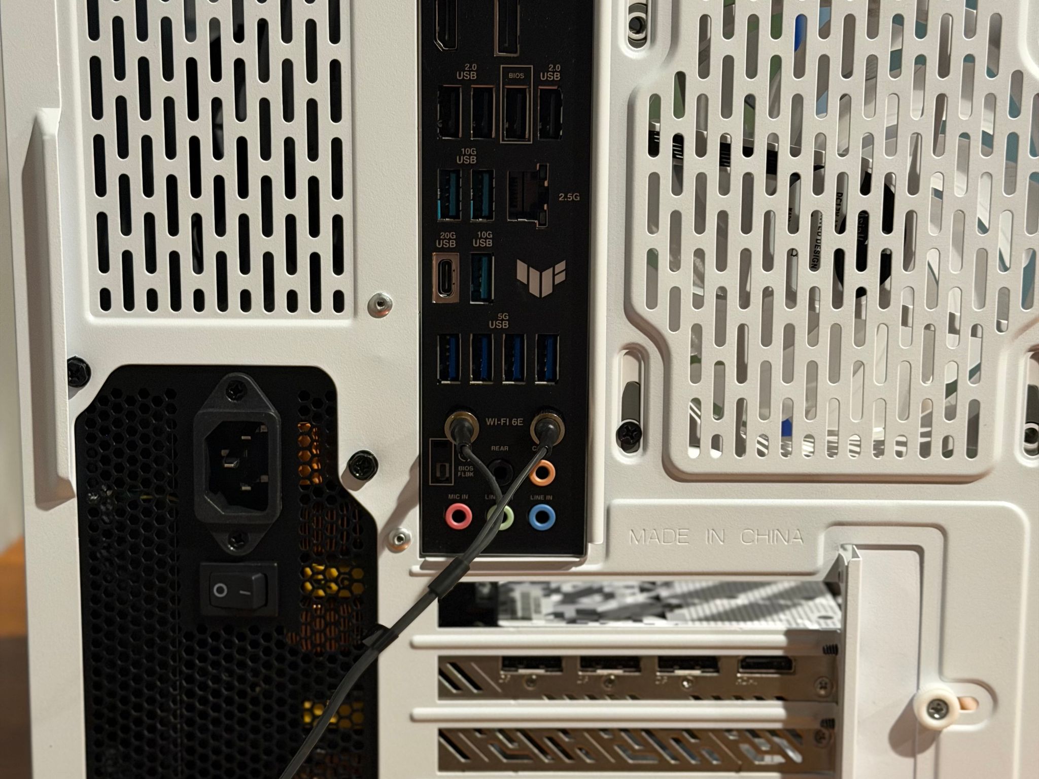 Radeon RX 7900 GRE Custom Gaming PC - Ryzen 7 7700X, 7TB NVMe SSD