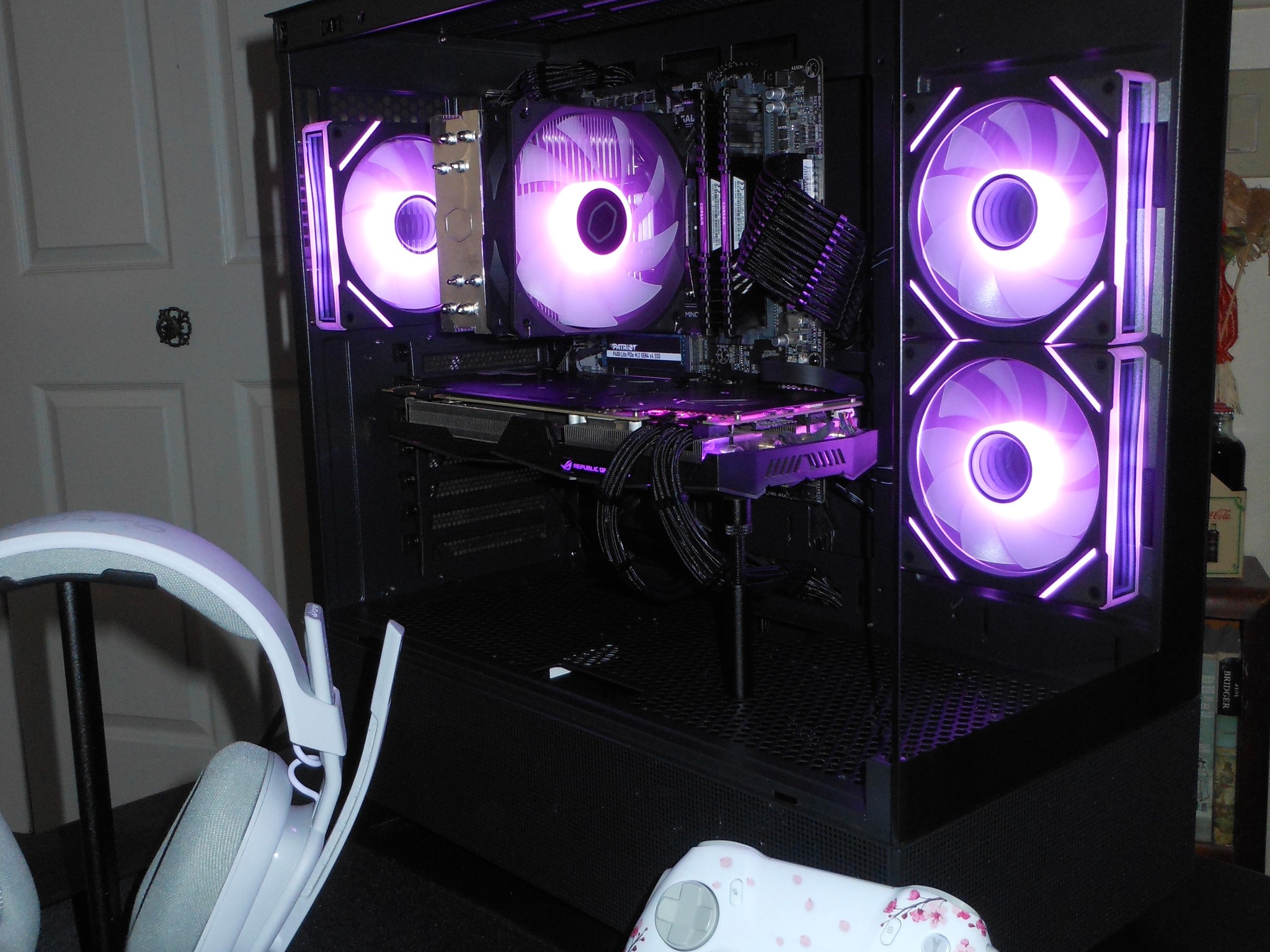 Gaming PC // ROG Strix 1080 // Ryzen 3600 // 500GB NVME SSD // 16GB DDR4 Ram // ARGB