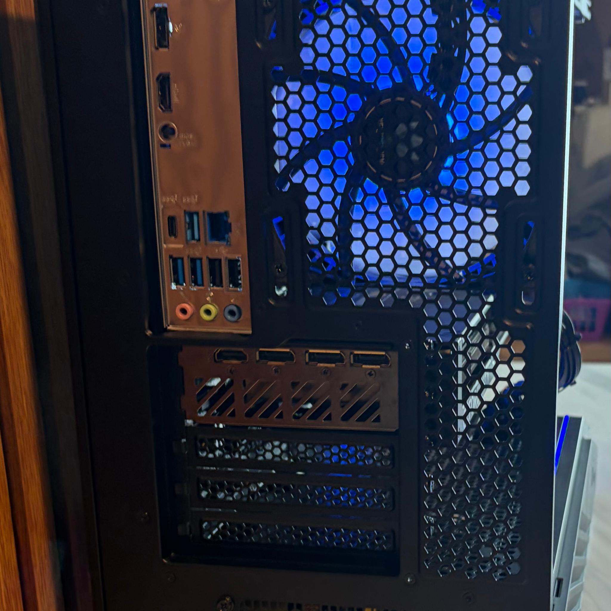 RTX 4070 | RYZEN 5 7600 | 16GB DDR5 | 1TB SSD | 360MM AIO