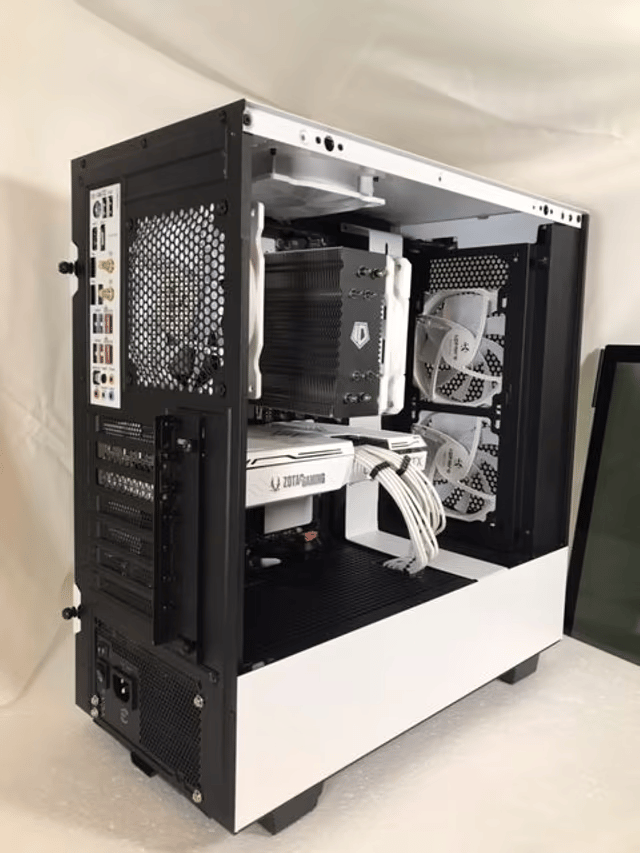 SNOW WHITE! NEW CUSTOM PC - RYZEN 7 - WHITE RTX 3060 Ti!