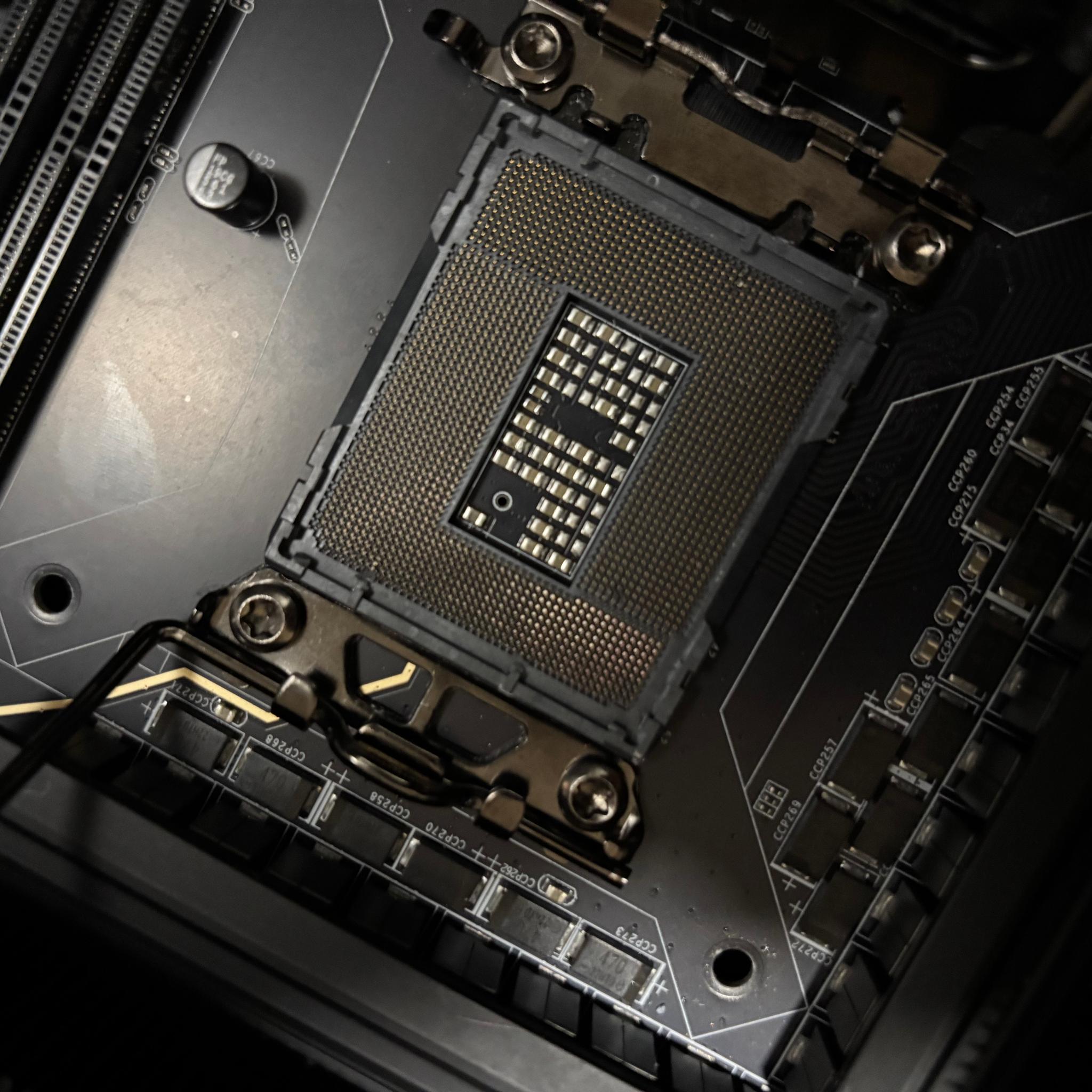 EVGA Z690 DARK K|NGP|N