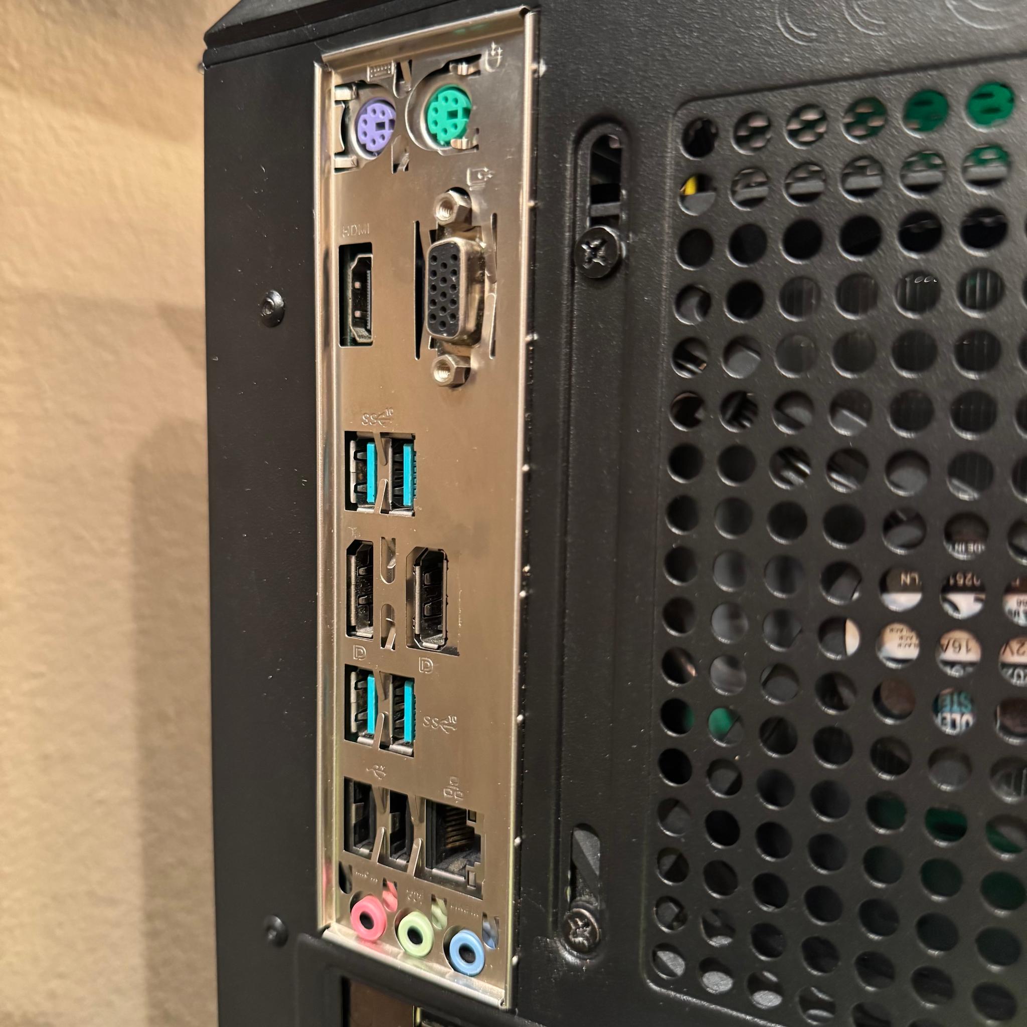 i7-9700F, RX 6600, 2TB Hynix Gold SSD, 16GB G.Skill RAM, Windows 11, Wifi Custom Gaming PC