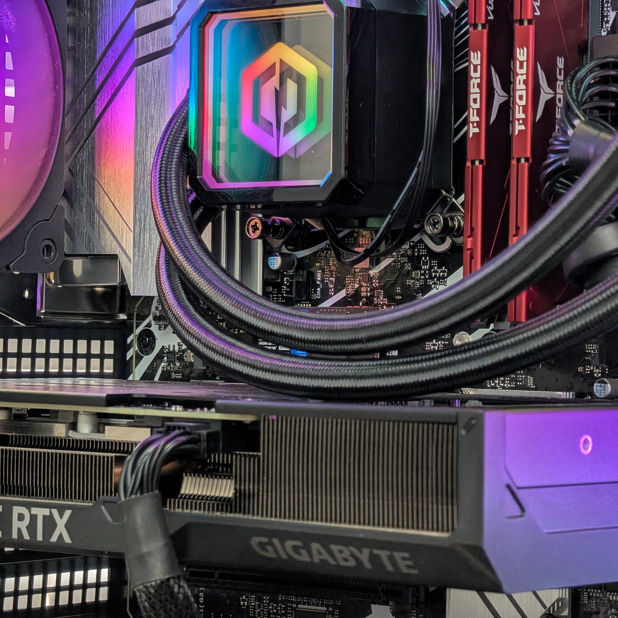 🌈🖤Intel i7-14700KF | RTX 4070 Super | 32GB DDR5 | 2TB SSD | Gaming PC🖤🌈