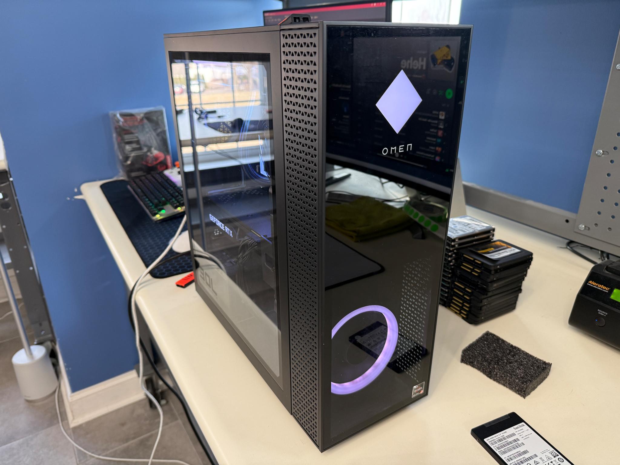 HP Omen 30L Gaming Desktop i7-10700K RTX 3090 32GB RAM