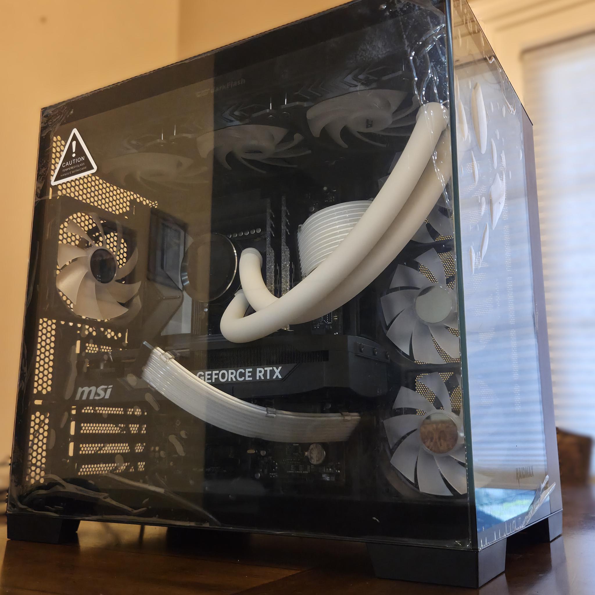 Onyxia!🐉 265F|5070|DDR5-32GB|1TB|Temp Display