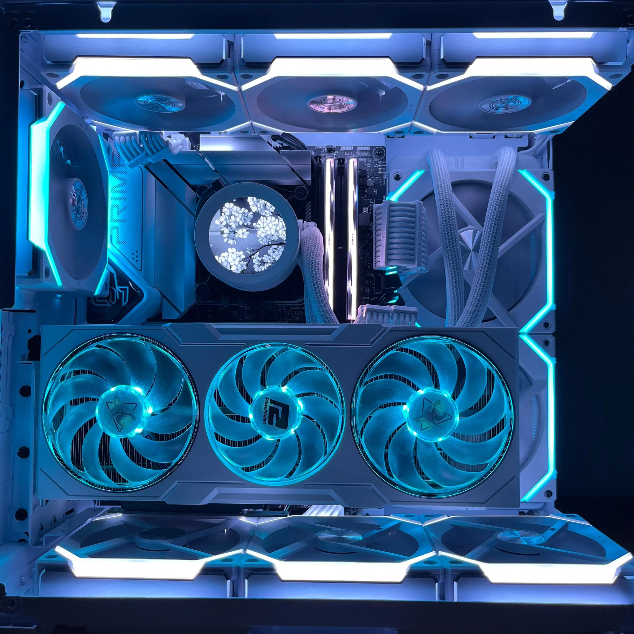 Deep Ice ❄ - 13700k 7900XTX 32GB DDR5 2TB Custom Gaming PC