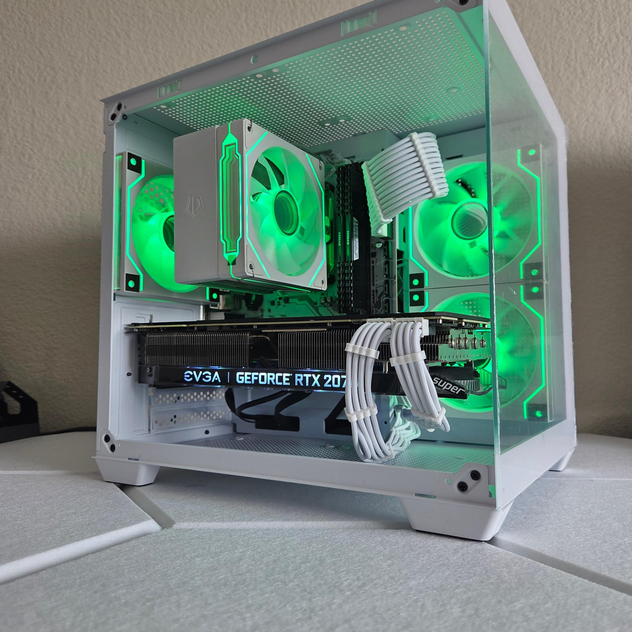 2070 super White and black gaming Pc 🤍! !440p and 1080p beast🤍❄️⛄WIFI